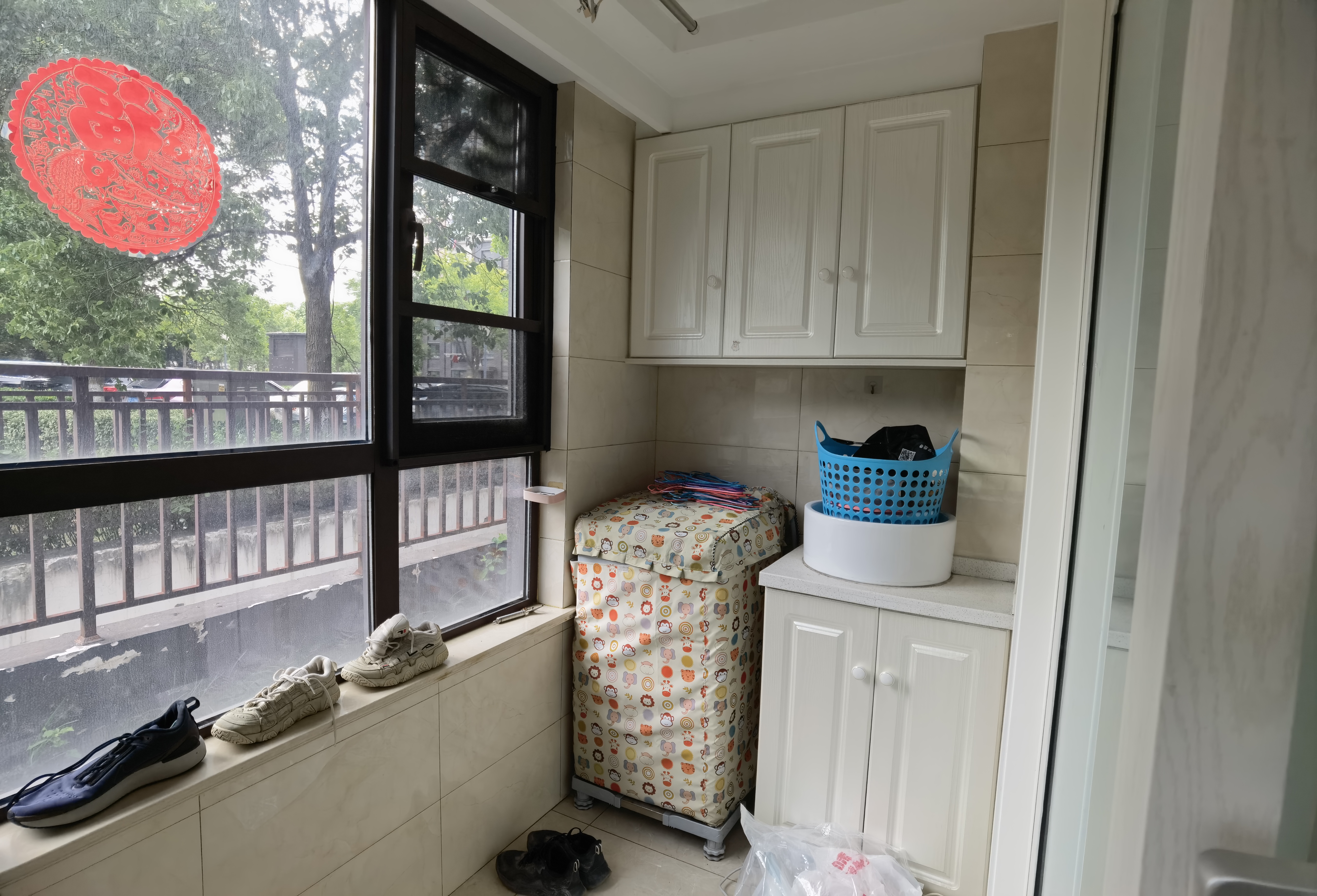 书香华府小区 3室2厅1卫 110.00m&sup2;