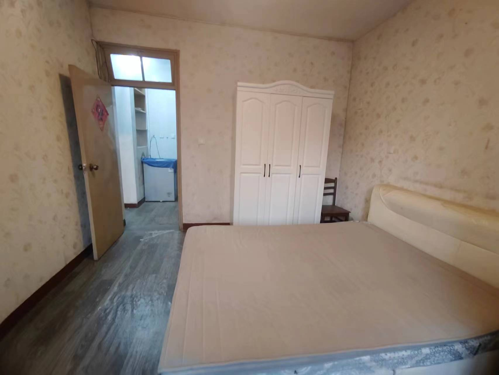 虹桥新村(朝霞路) 2室1厅1卫 66m&sup2;