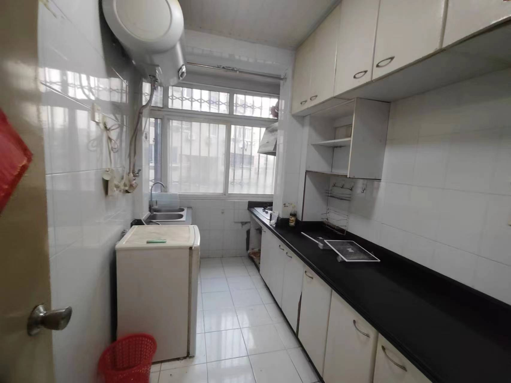 虹桥新村(朝霞路) 2室1厅1卫 66m&sup2;