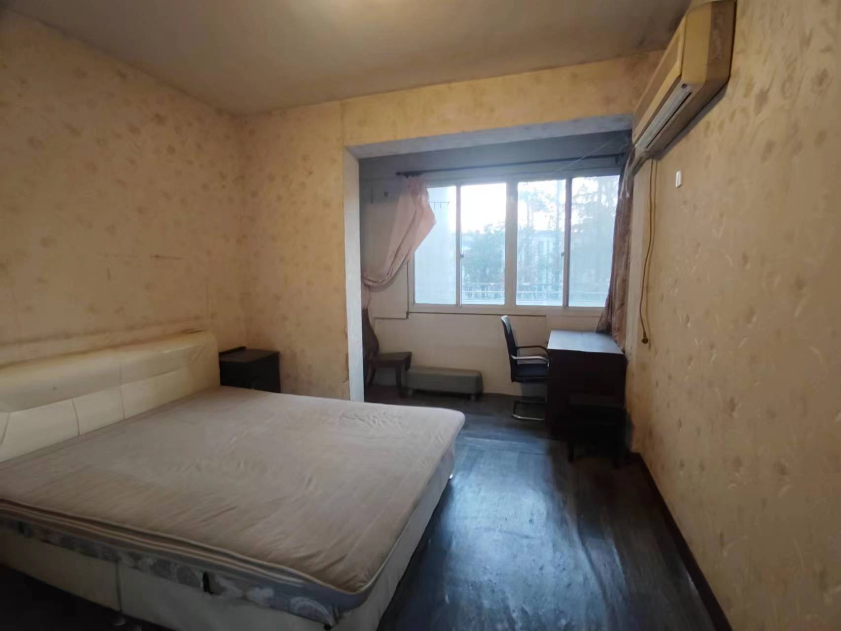 虹桥新村(朝霞路) 2室1厅1卫 66m&sup2;