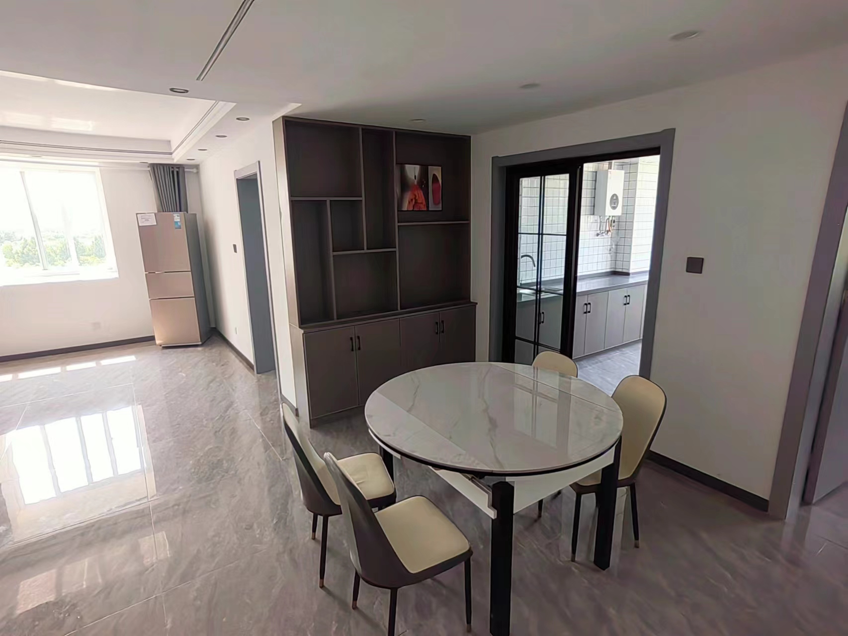天一裕景苑 2室2厅1卫 105m&sup2;
