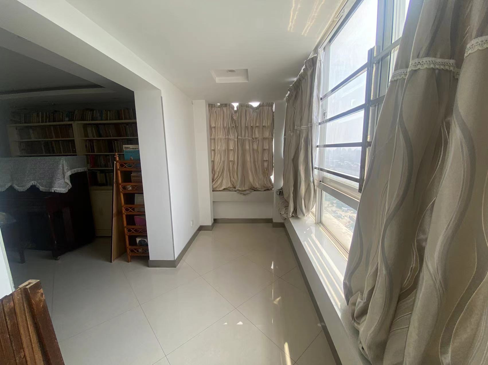 紫阳开心公寓 1室厅卫 170m&sup2;
