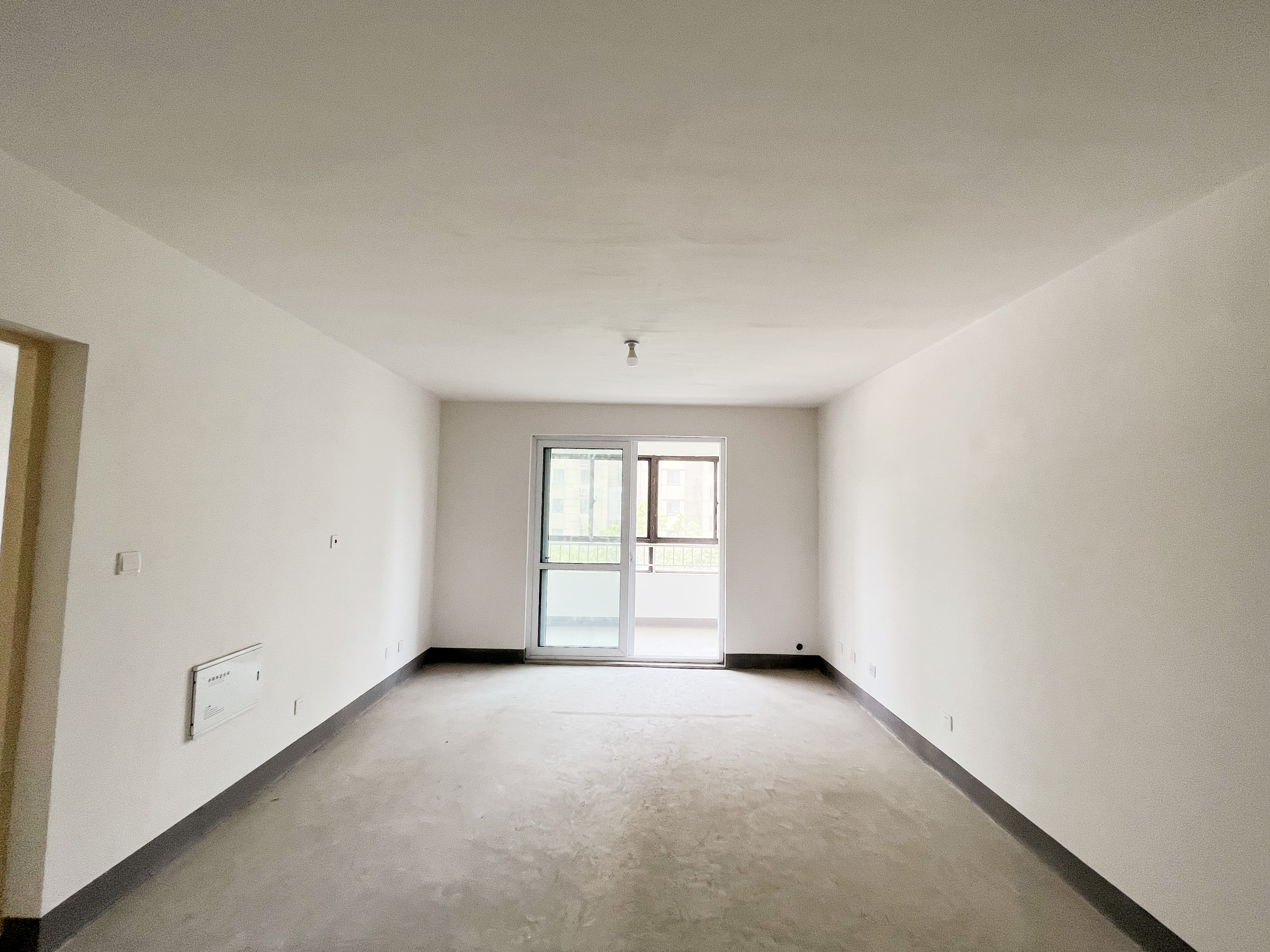天一裕景苑 3室2厅2卫 141.05m²