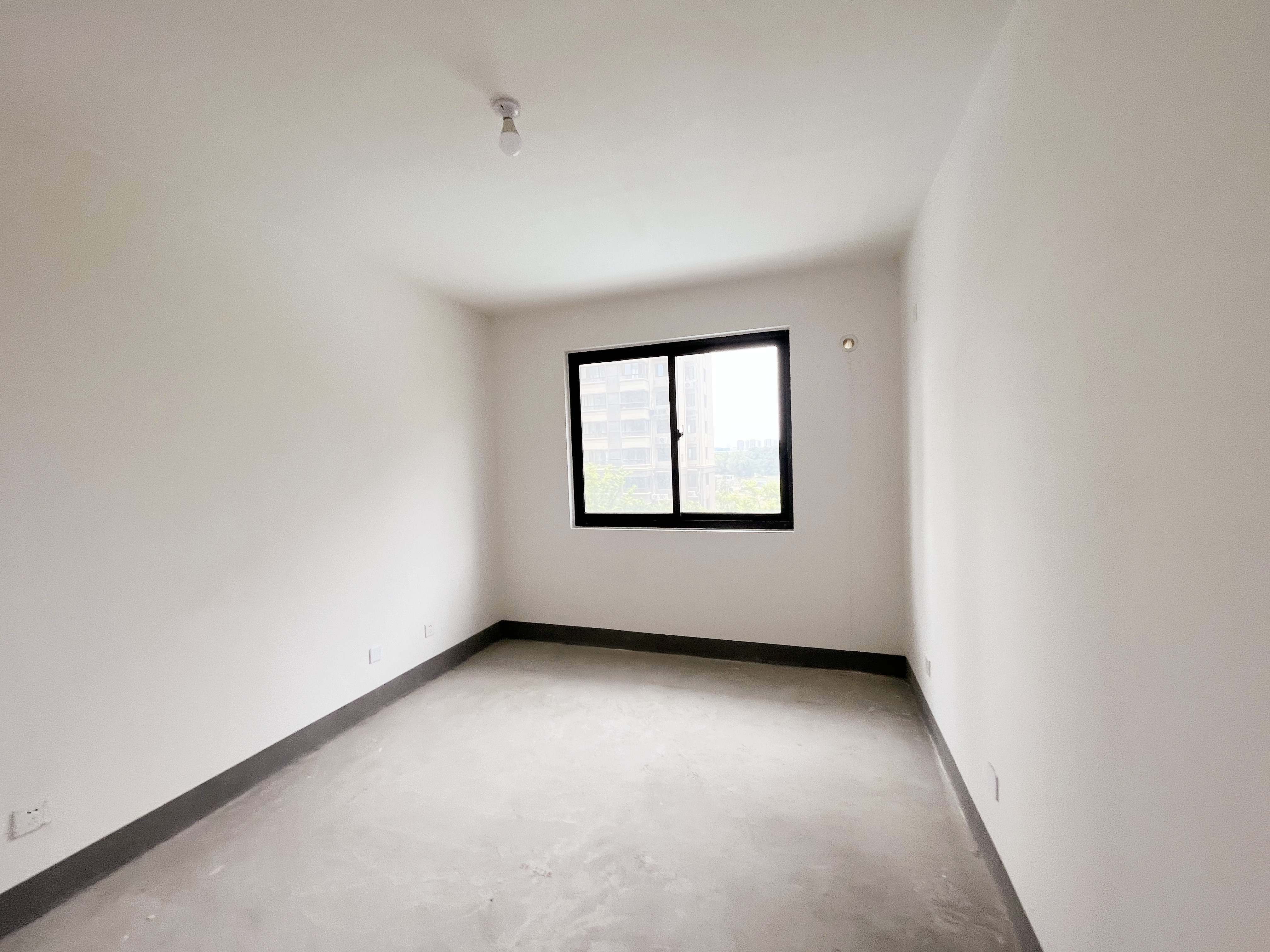 天一裕景苑 3室2厅2卫 141.05m&sup2;