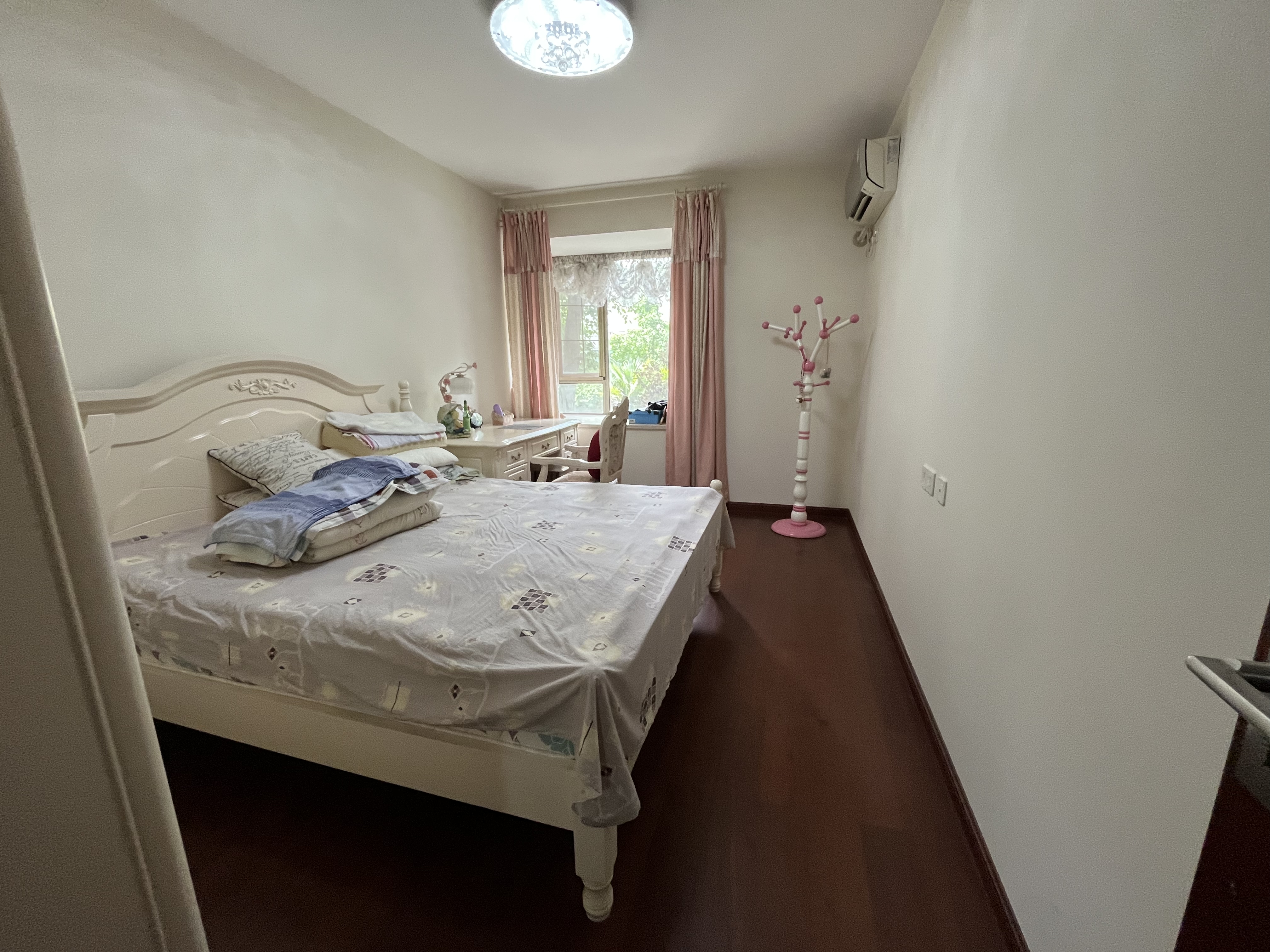 优山美地花园北区 3室2厅2卫 144m&sup2;