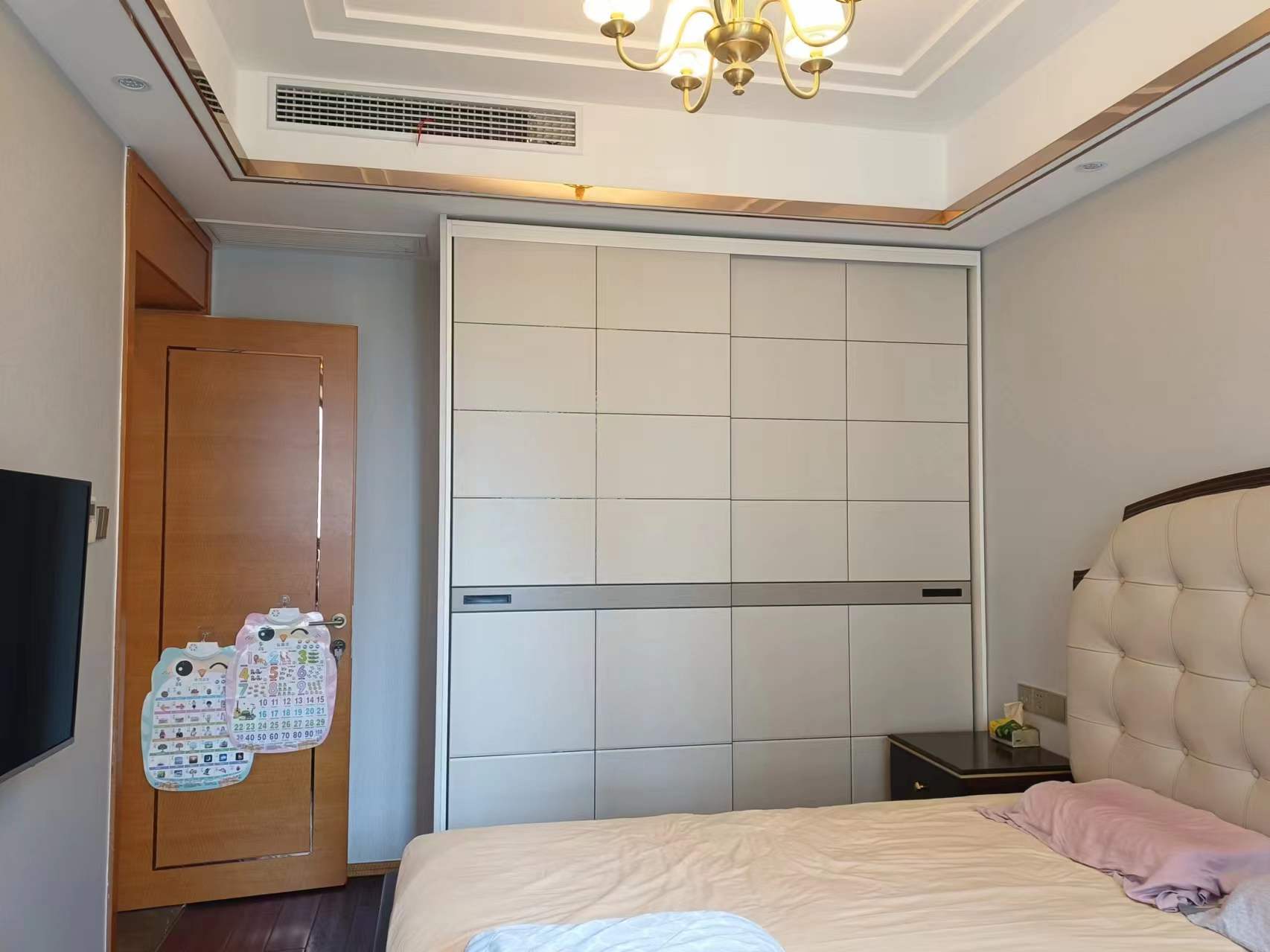 中南世纪花城三期 4室2厅2卫 144m&sup2;