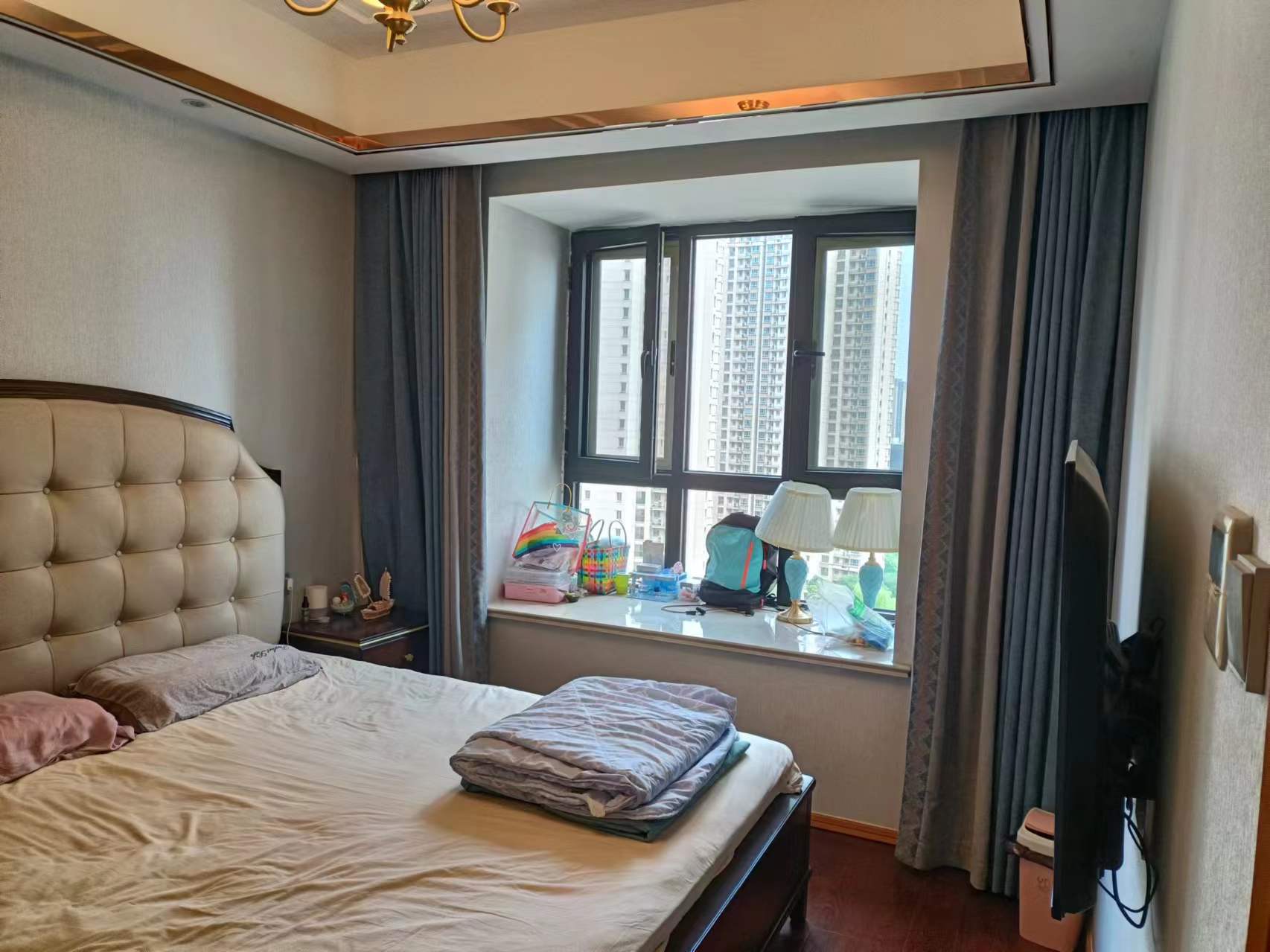 中南世纪花城三期 4室2厅2卫 144m&sup2;