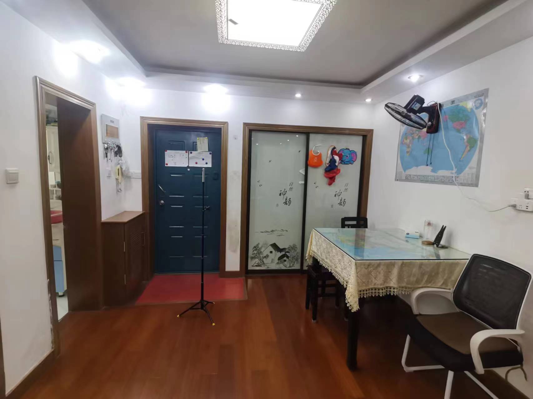 滨江花园 3室2厅1卫 98.80m&sup2;