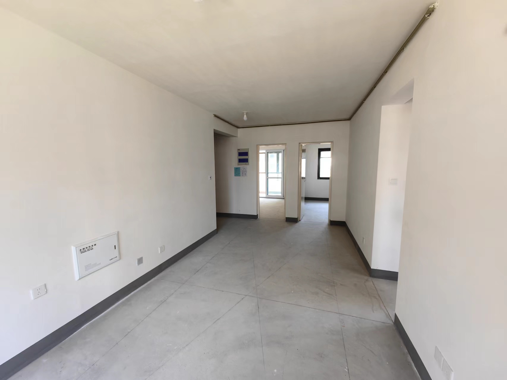 兴石花园 3室2厅1卫 100m²