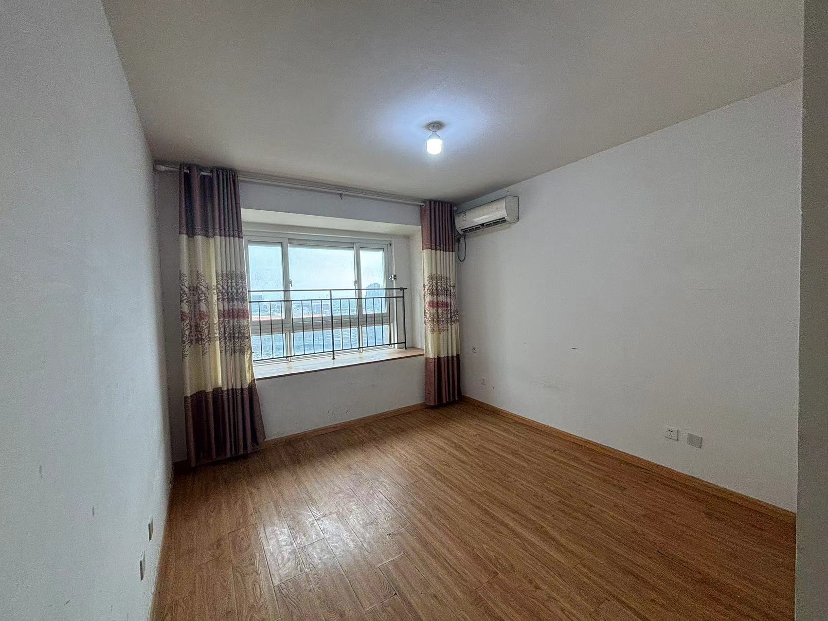 南通雅居乐花园 4室2厅2卫 139m&sup2;
