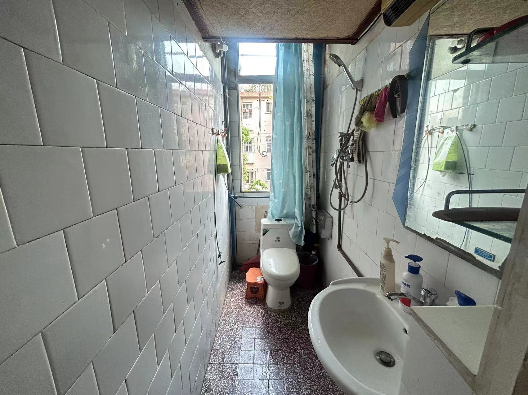 青年中路9号 2室1厅1卫 65.50m&sup2;