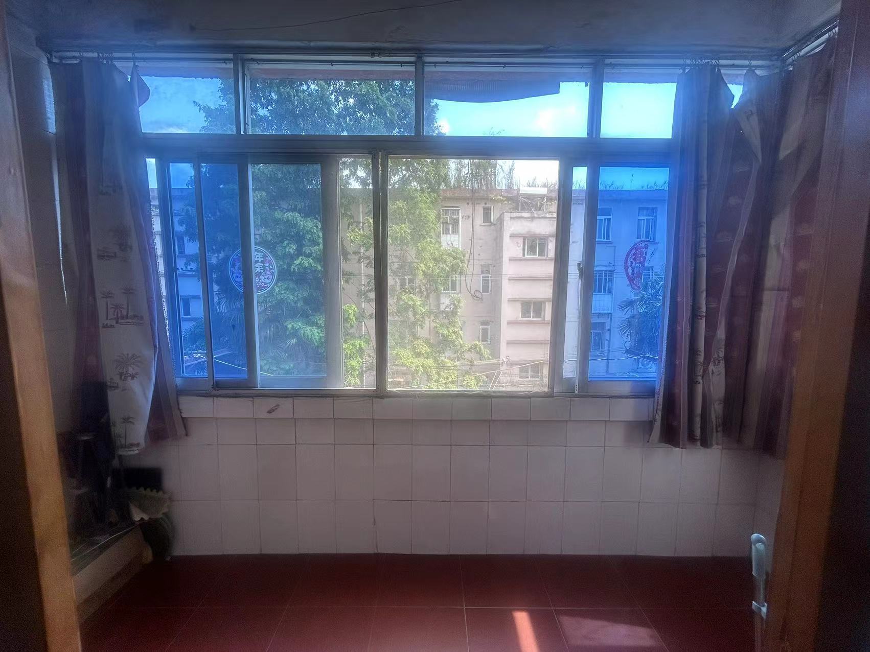 青年中路9号 2室1厅1卫 65.50m&sup2;