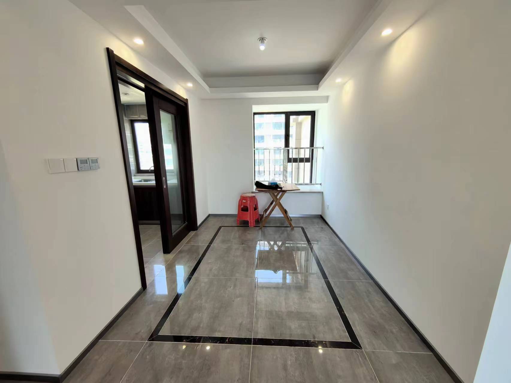 远创樾府 4室2厅2卫 130m&sup2;