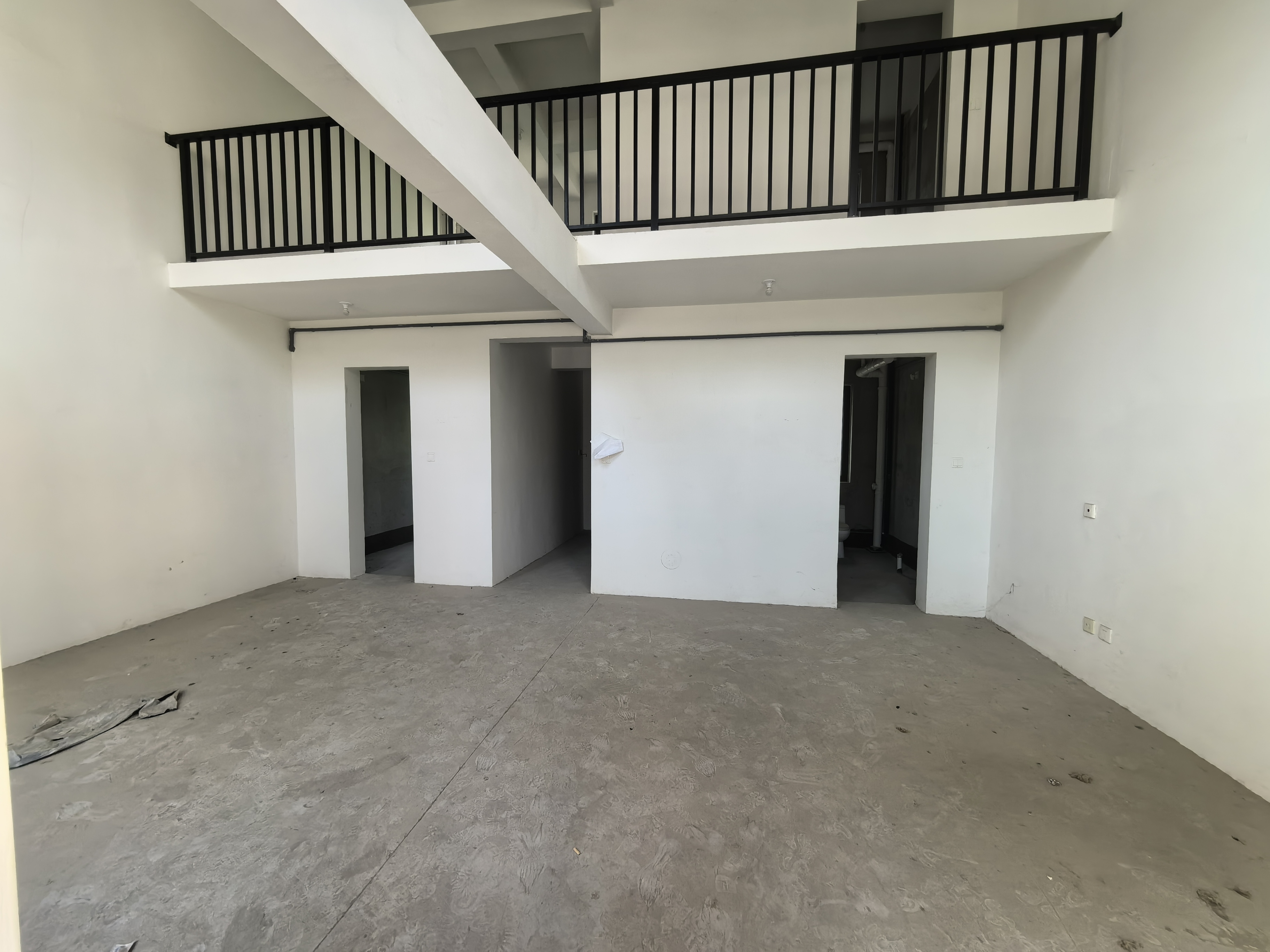 云樾东方 3室2厅3卫 159.00m²