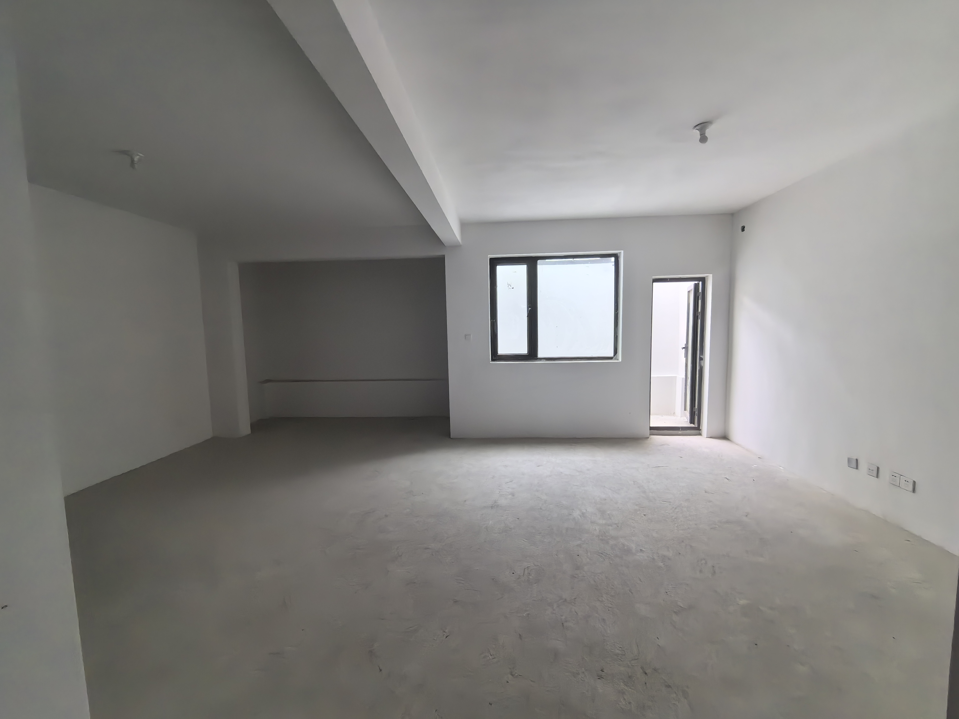云樾东方 3室2厅3卫 159.00m²