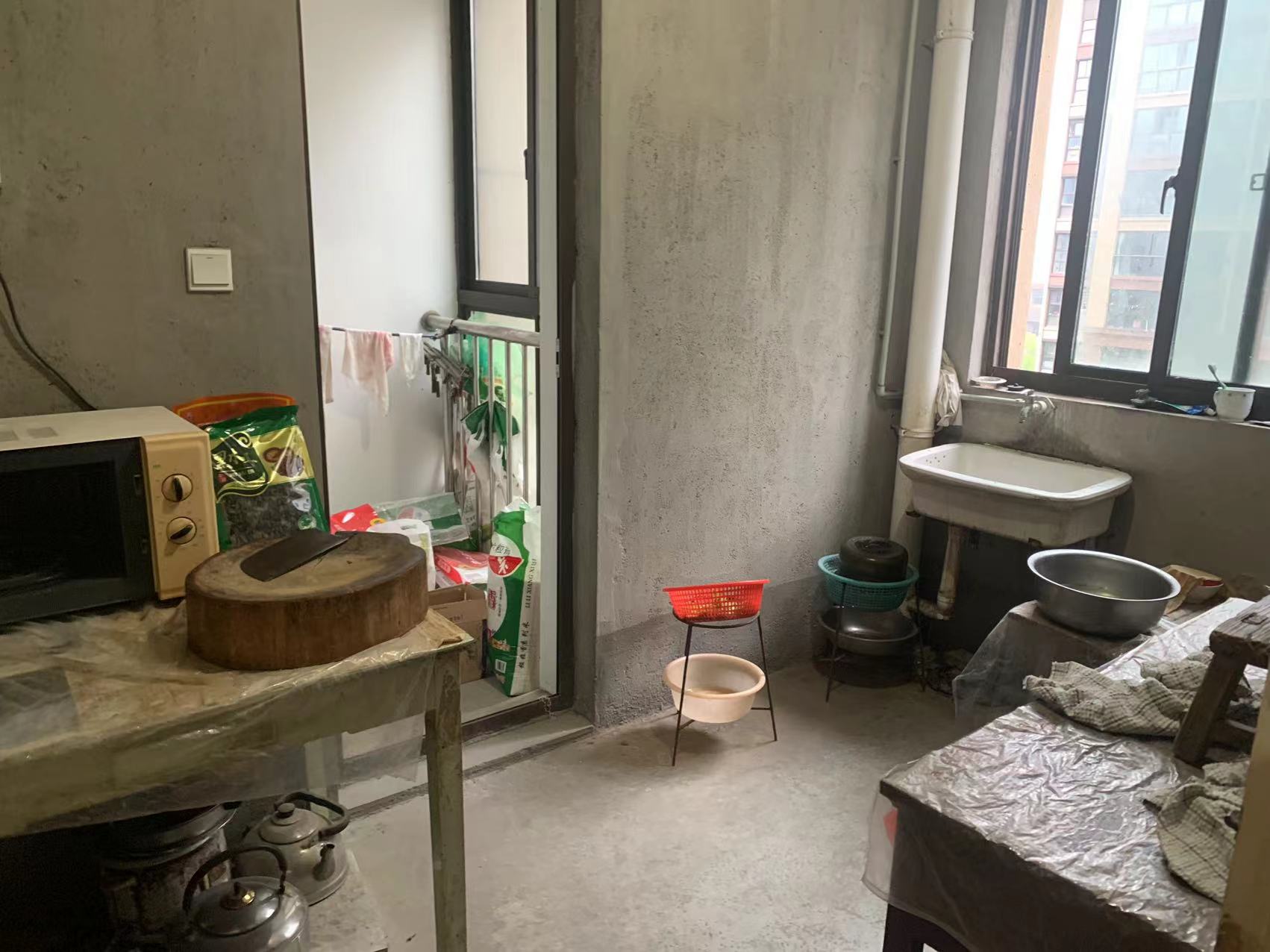 同和嘉苑南区 3室2厅1卫 122.35m²