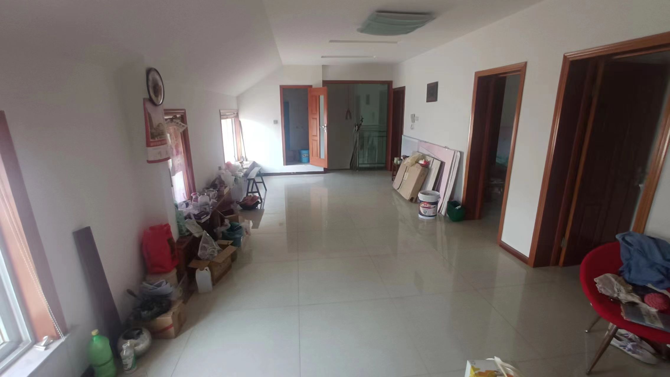 金辉花园 4室2厅2卫 142m²