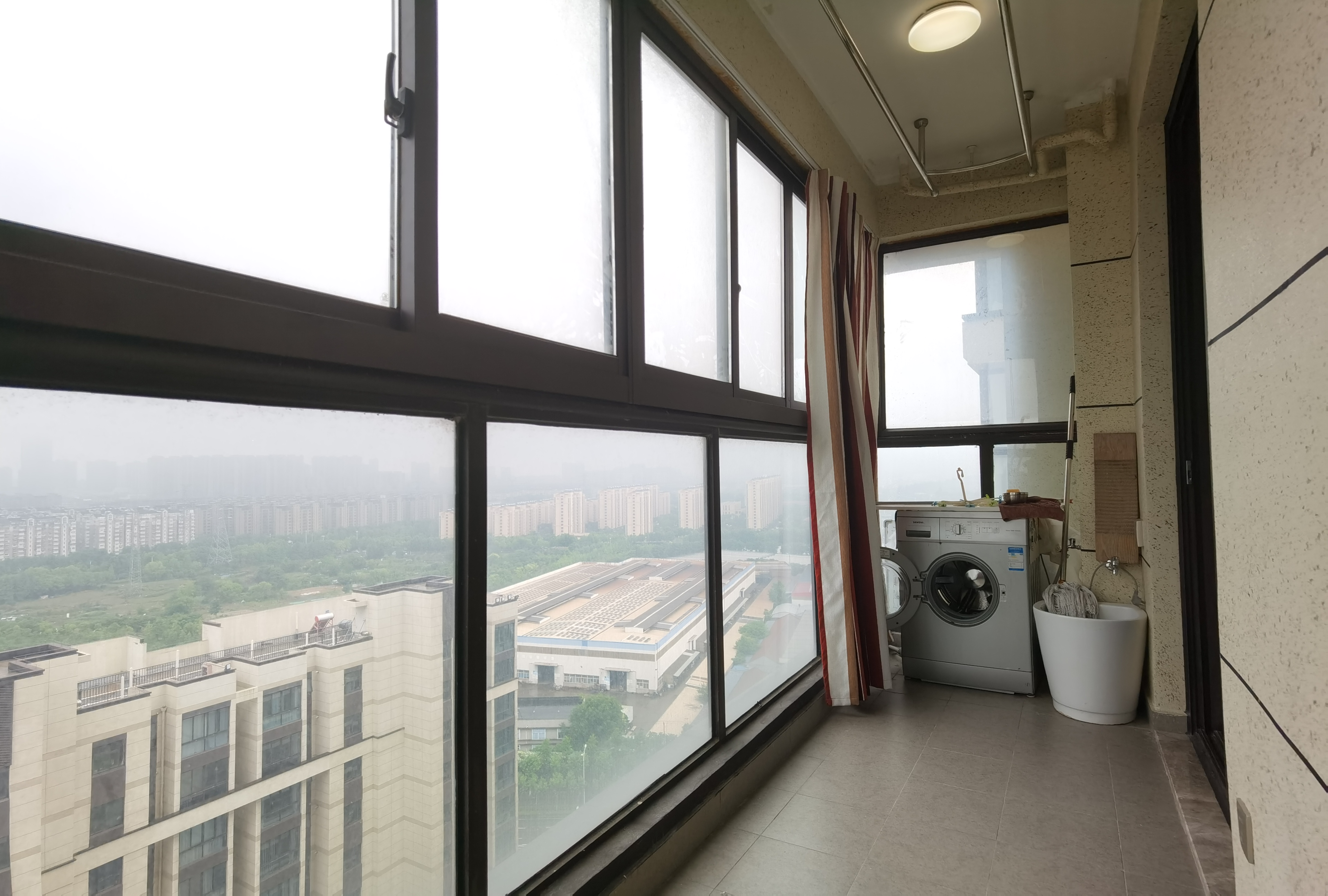 雍华府 3室2厅2卫 98.59m&sup2;