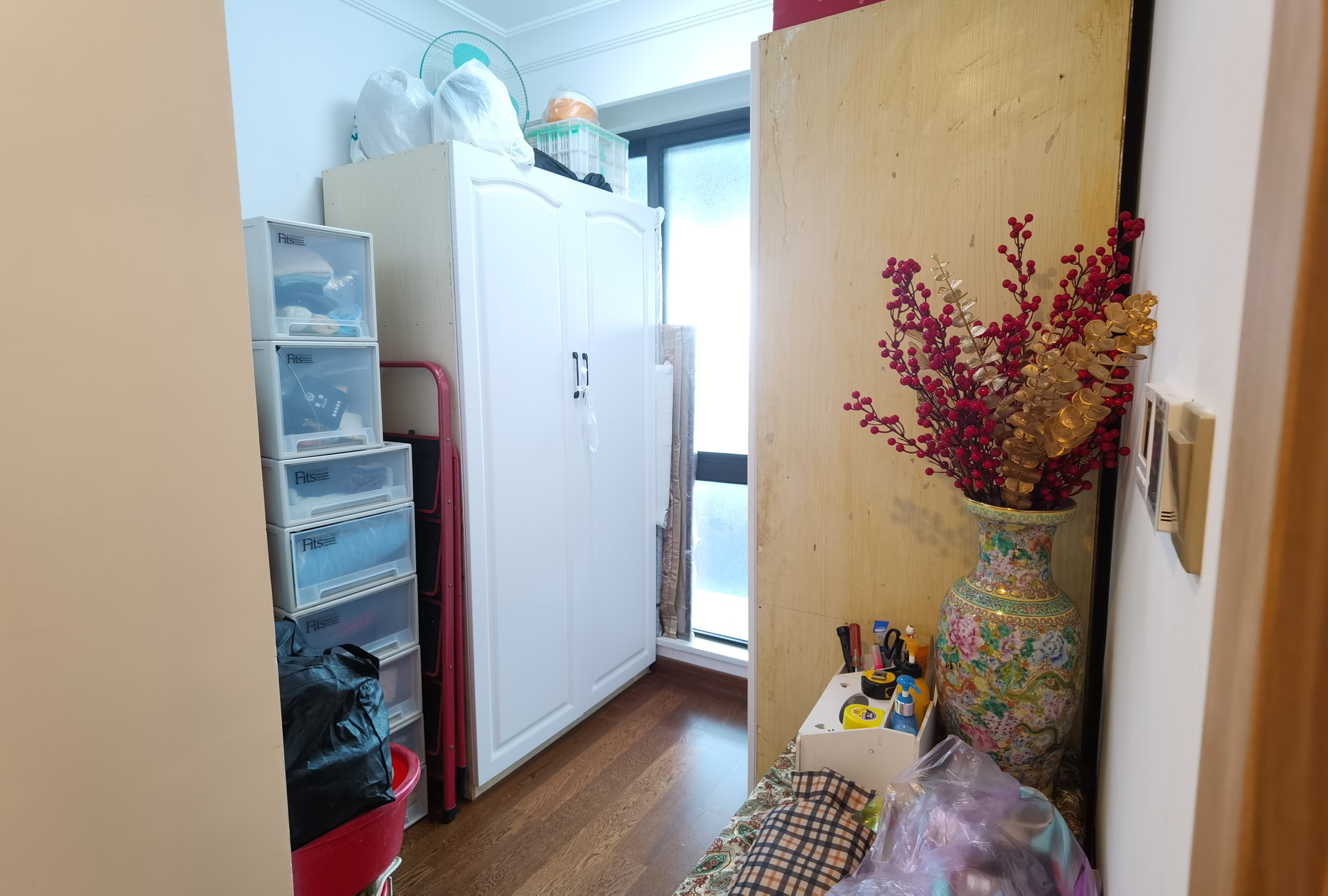 雍华府 3室2厅2卫 98.59m&sup2;