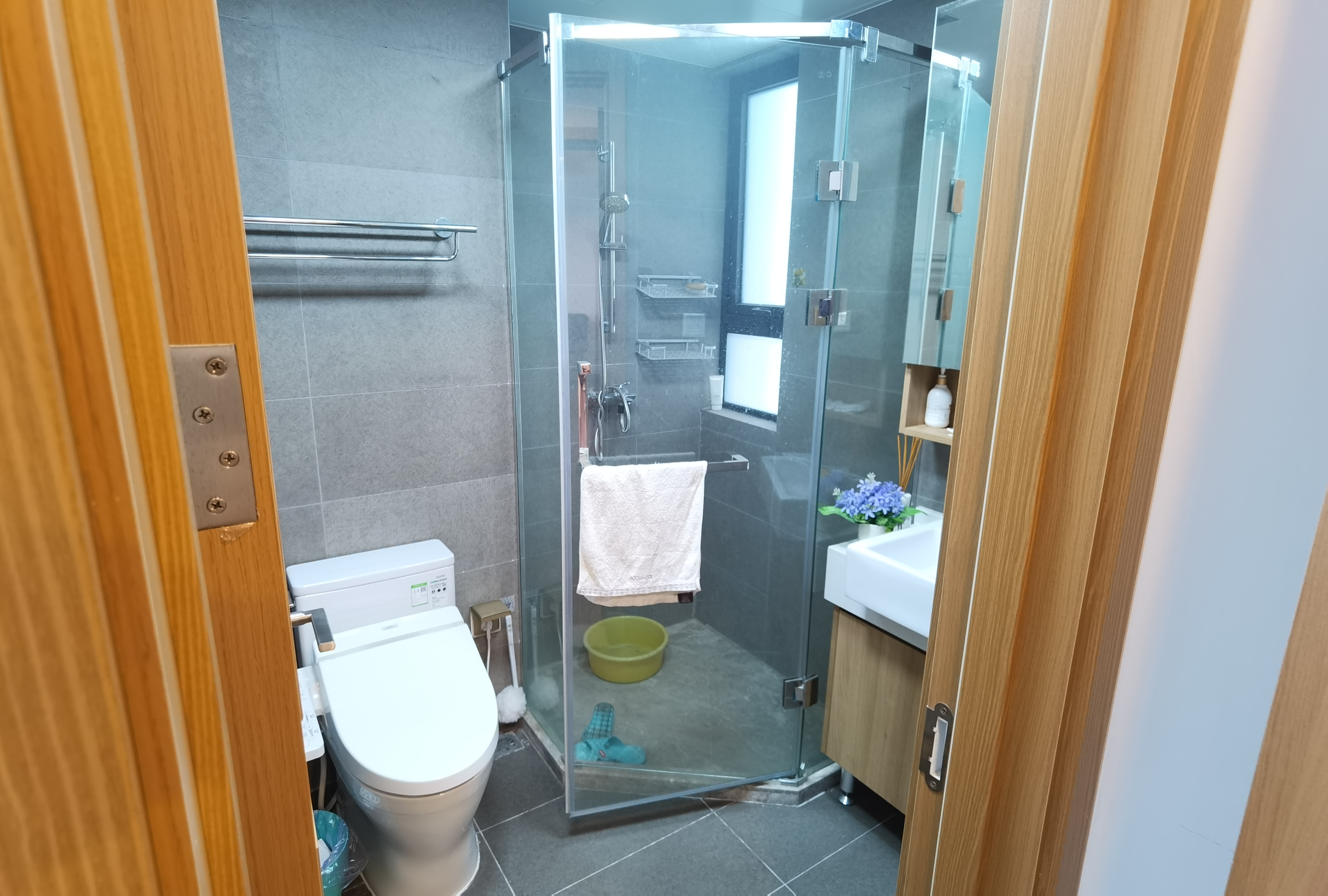 雍华府 3室2厅2卫 98.59m&sup2;