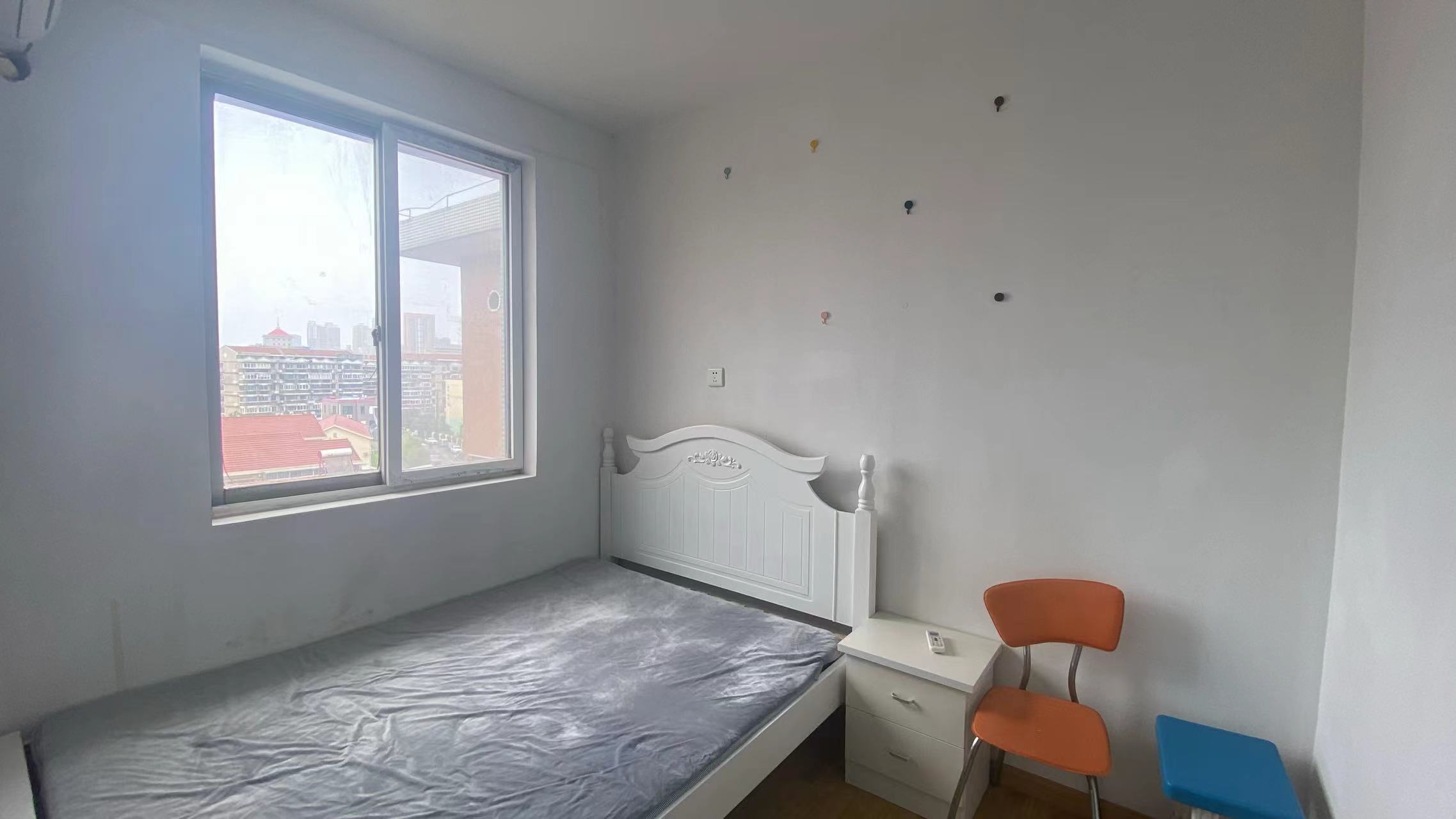 文峰花苑 3室1厅1卫 70.00m&sup2;