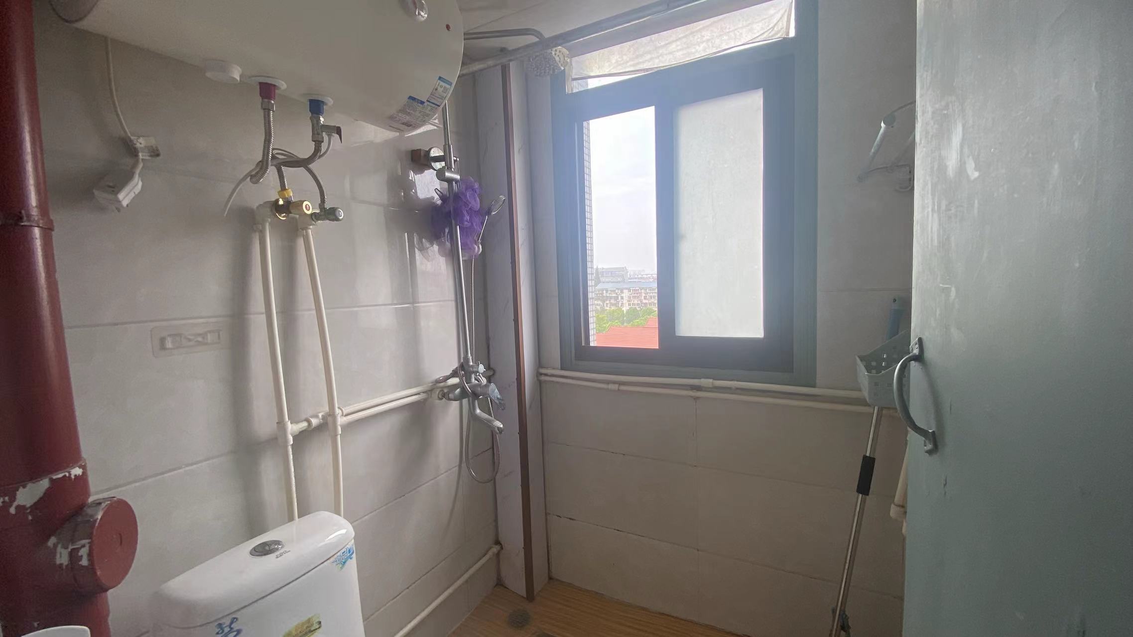 文峰花苑 3室1厅1卫 70.00m&sup2;