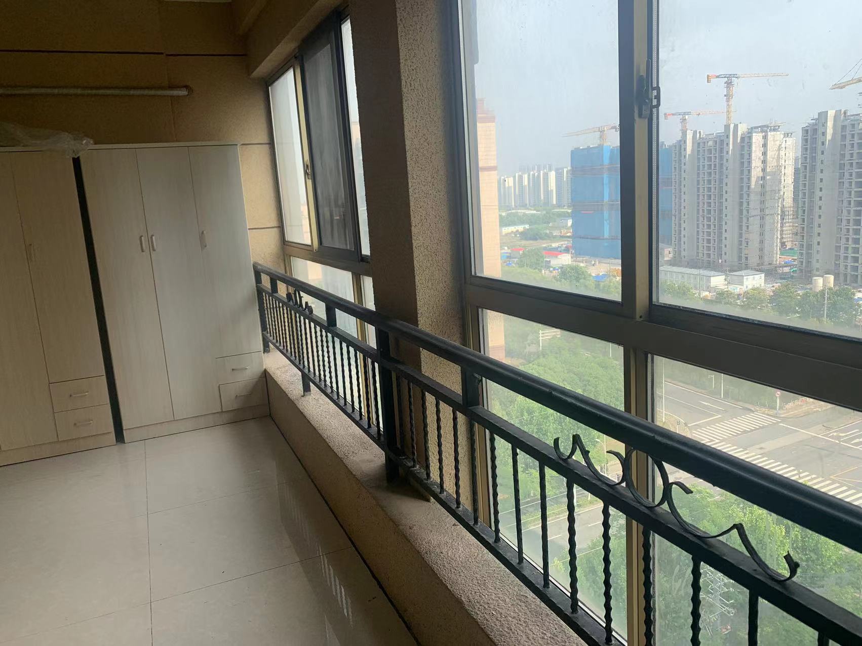 恒盛豪庭 3室2厅2卫 132.00m&sup2;