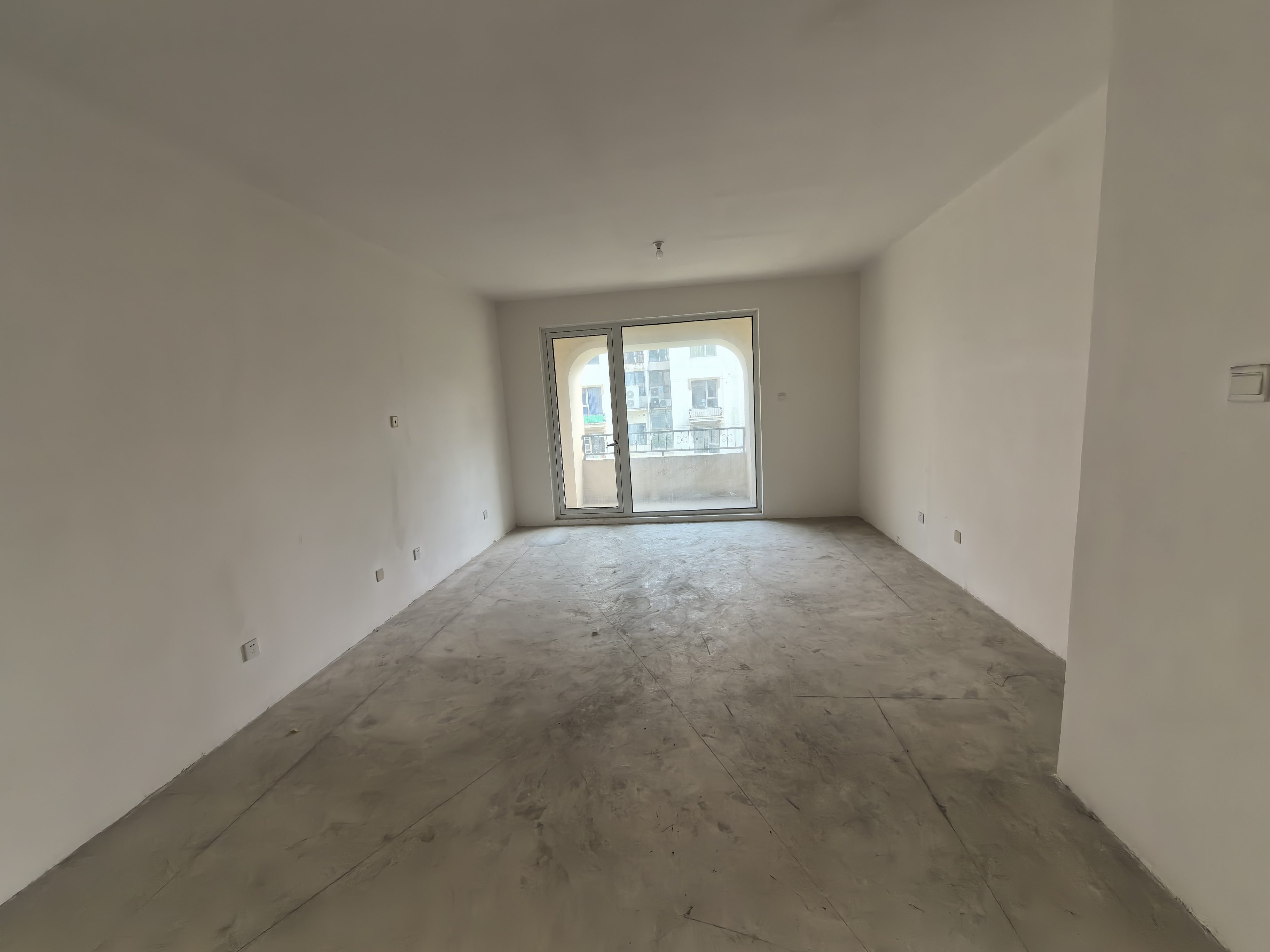 军山花园 4室2厅3卫 235.00m&sup2;