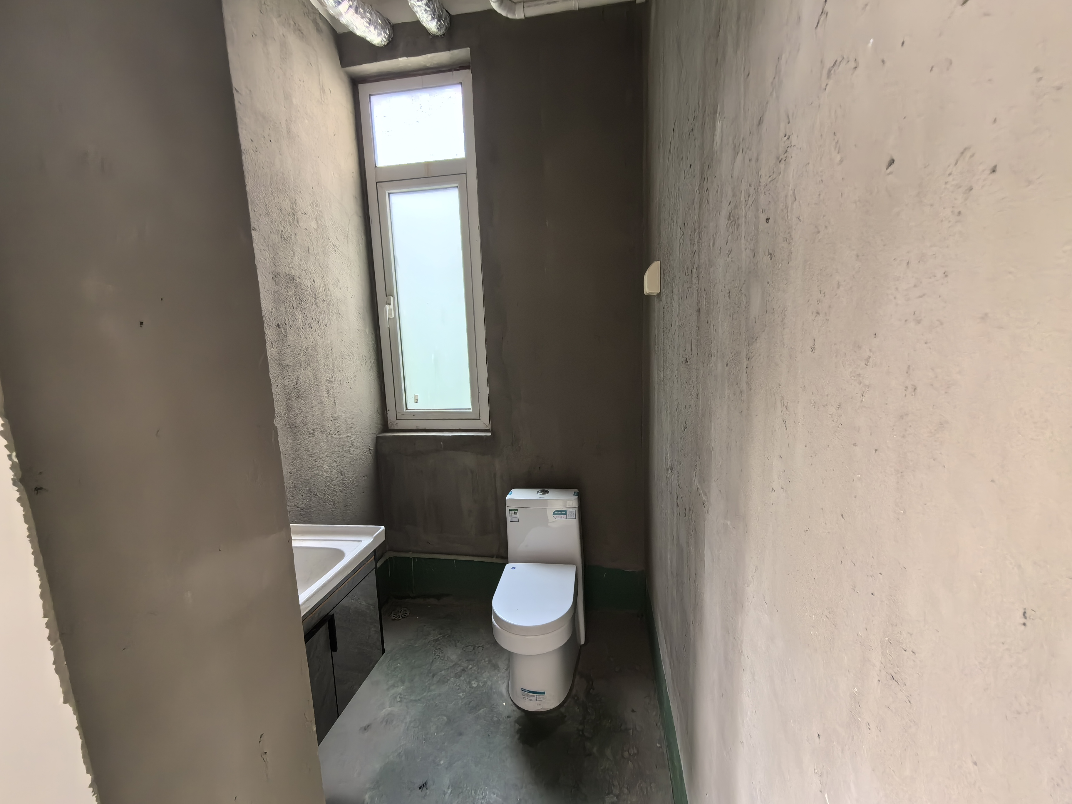 军山花园 4室2厅3卫 235.00m&sup2;