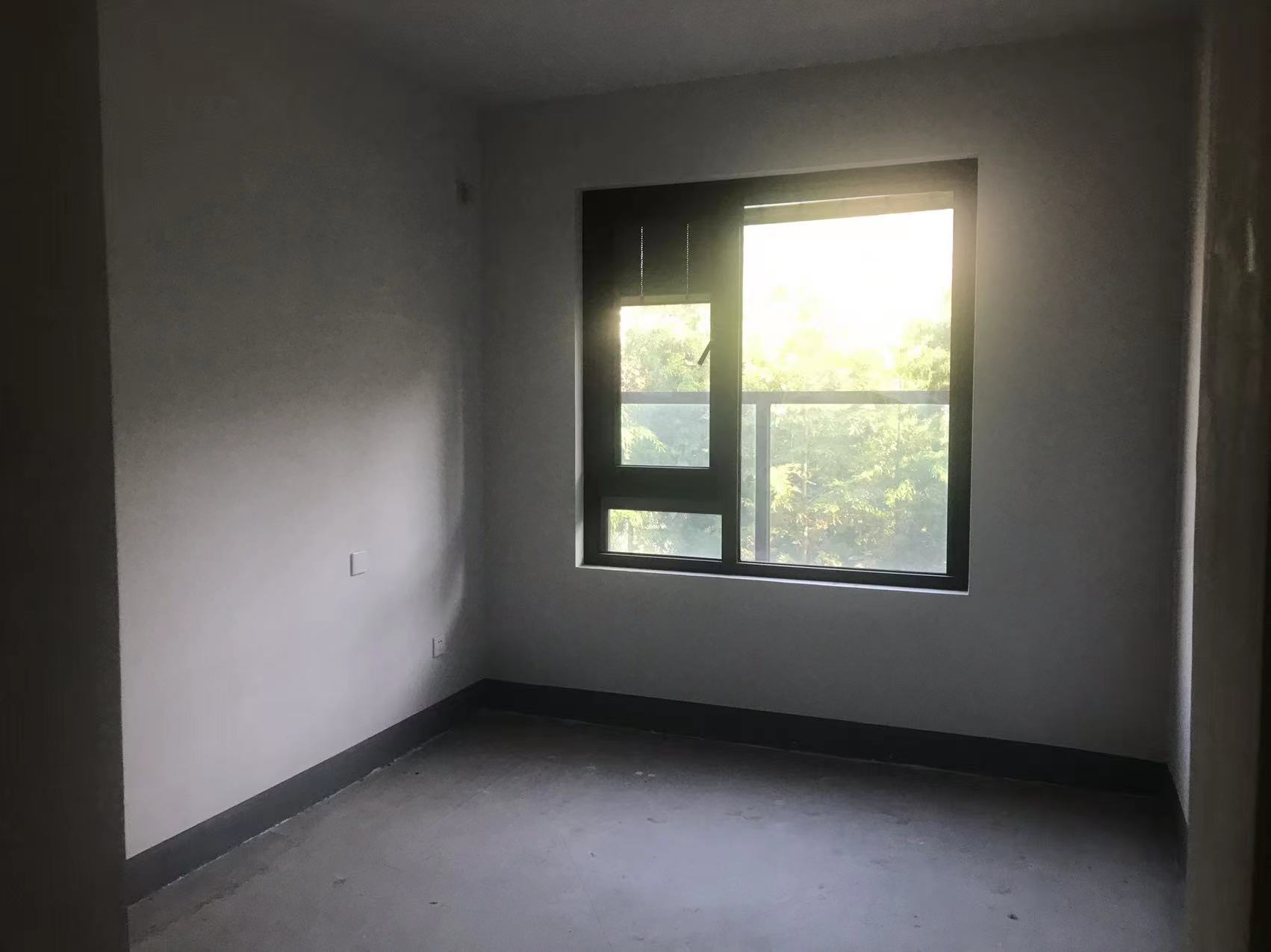 龙湖天宸源著 5室2厅3卫 202.42m&sup2;