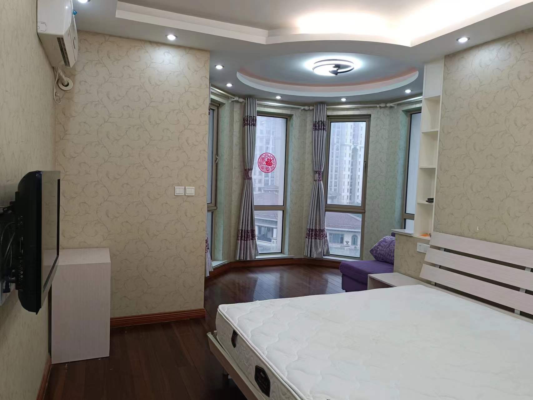 中南世纪花城一期 3室2厅2卫 140.96m&sup2;