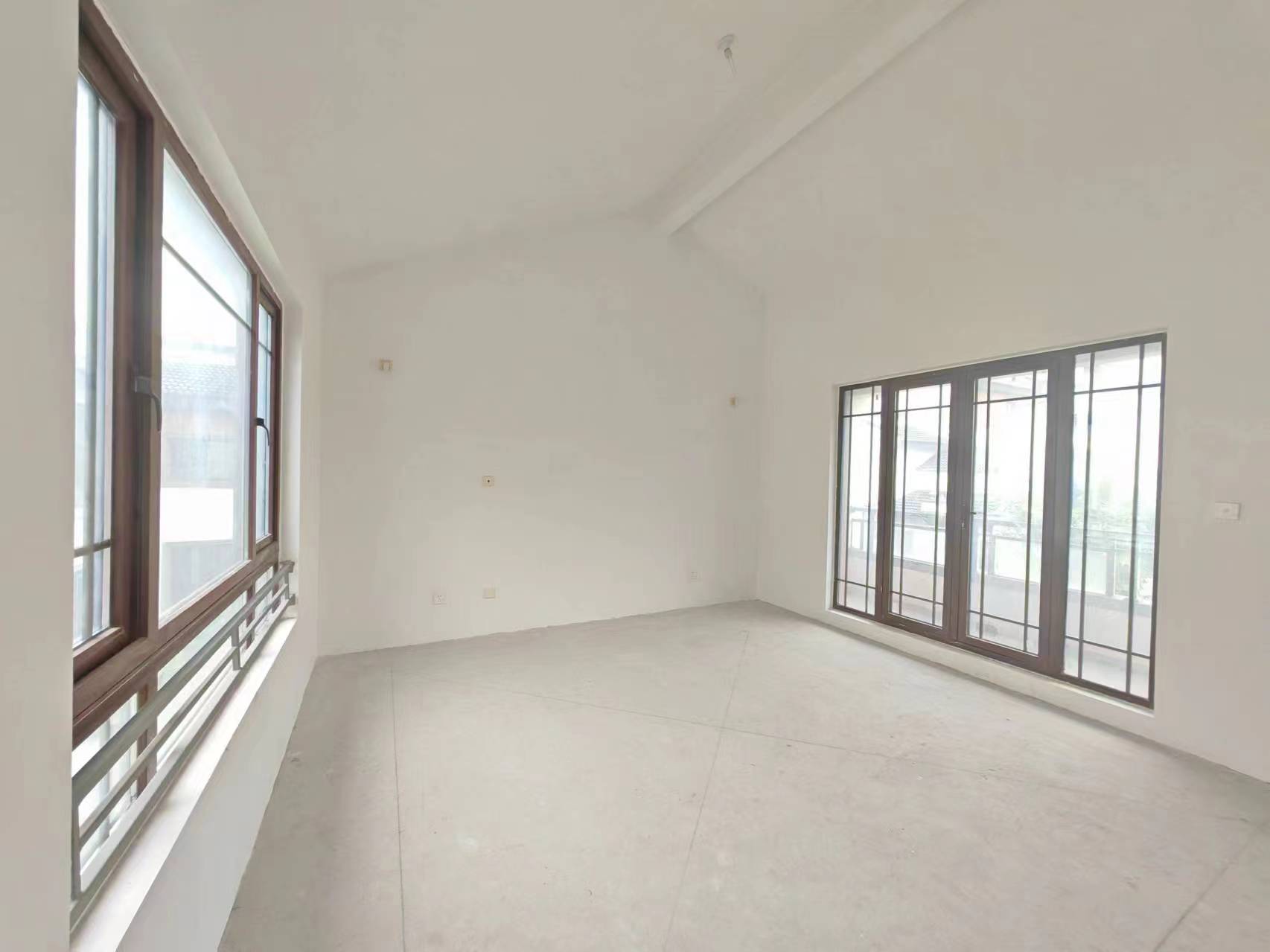 九间堂山居 4室2厅3卫 216.00m²