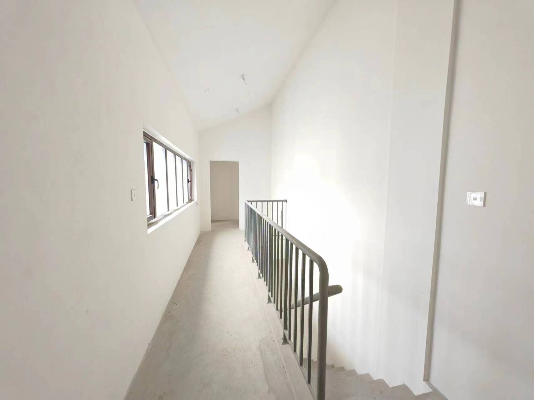 九间堂山居 4室2厅3卫 216.00m²