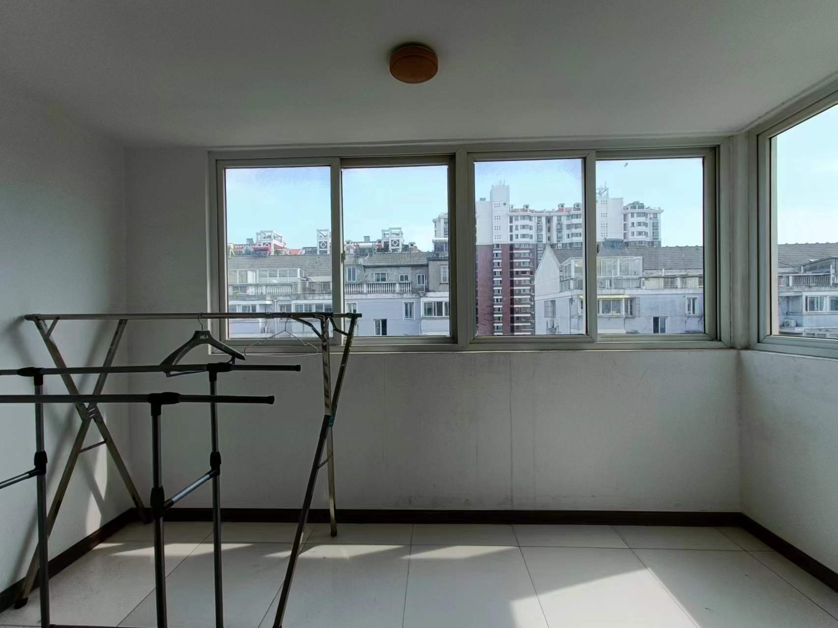 永兴花苑 3室1厅1卫 110m&sup2;