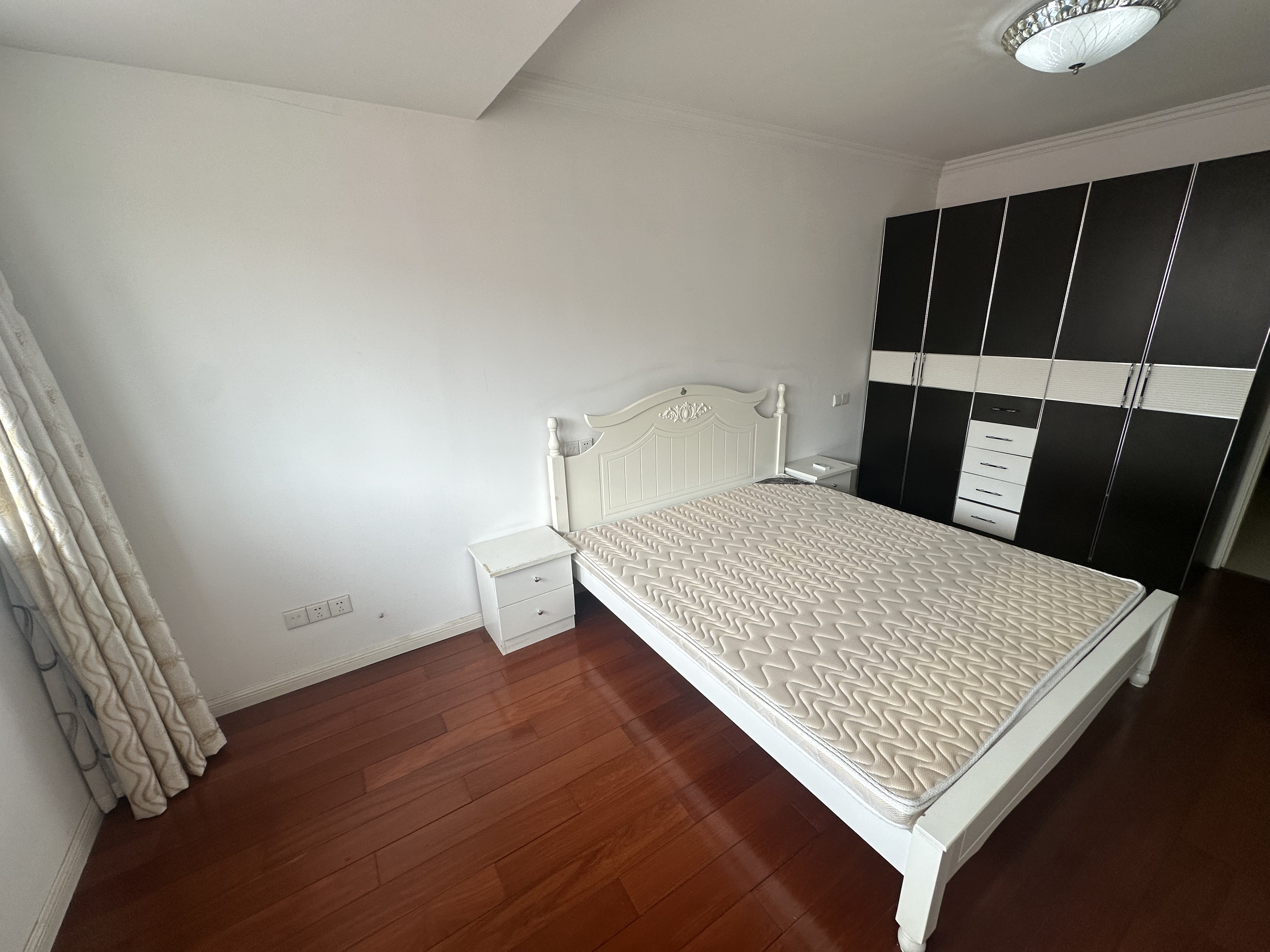 宝隆花园 2室1厅1卫 75.00m&sup2;