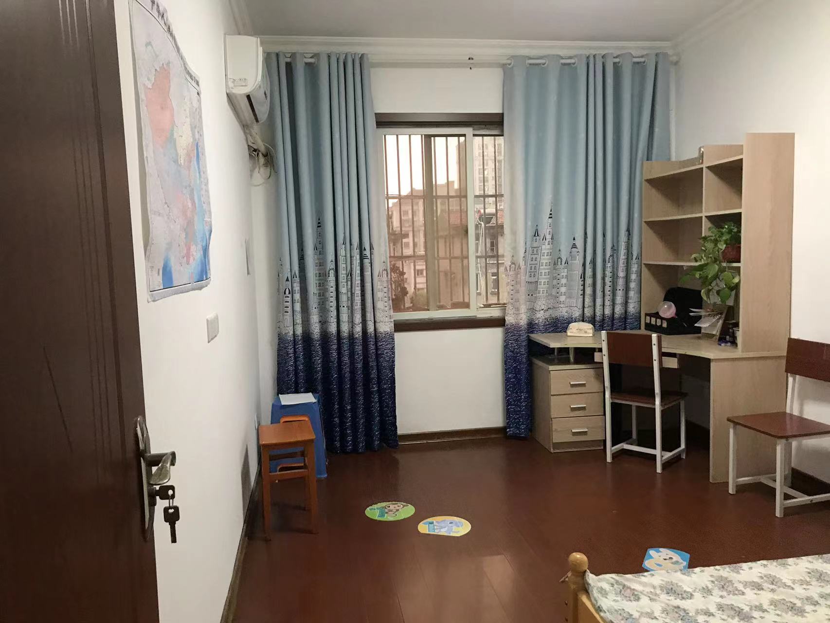 新建路新村 2室1厅1卫 65m&sup2;