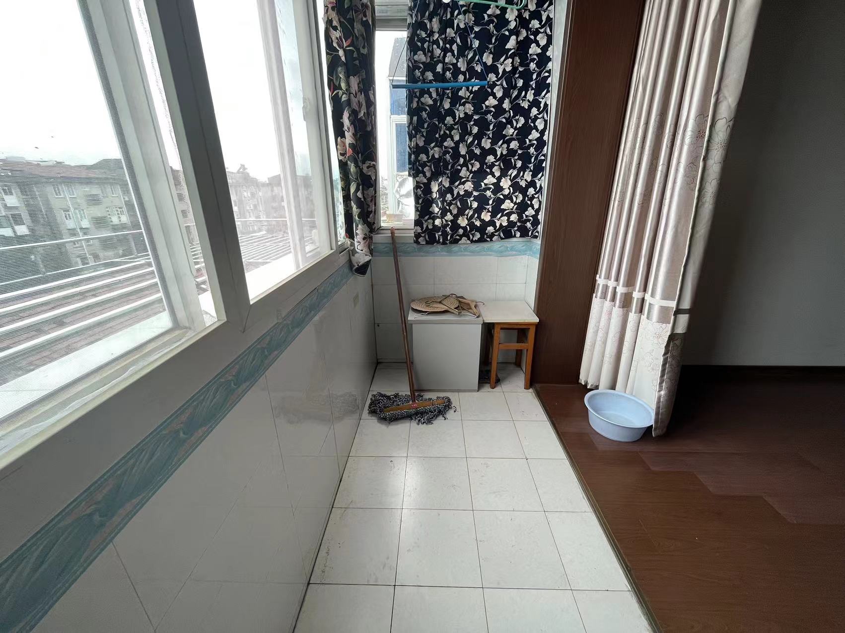 新建路新村 2室1厅1卫 65m&sup2;