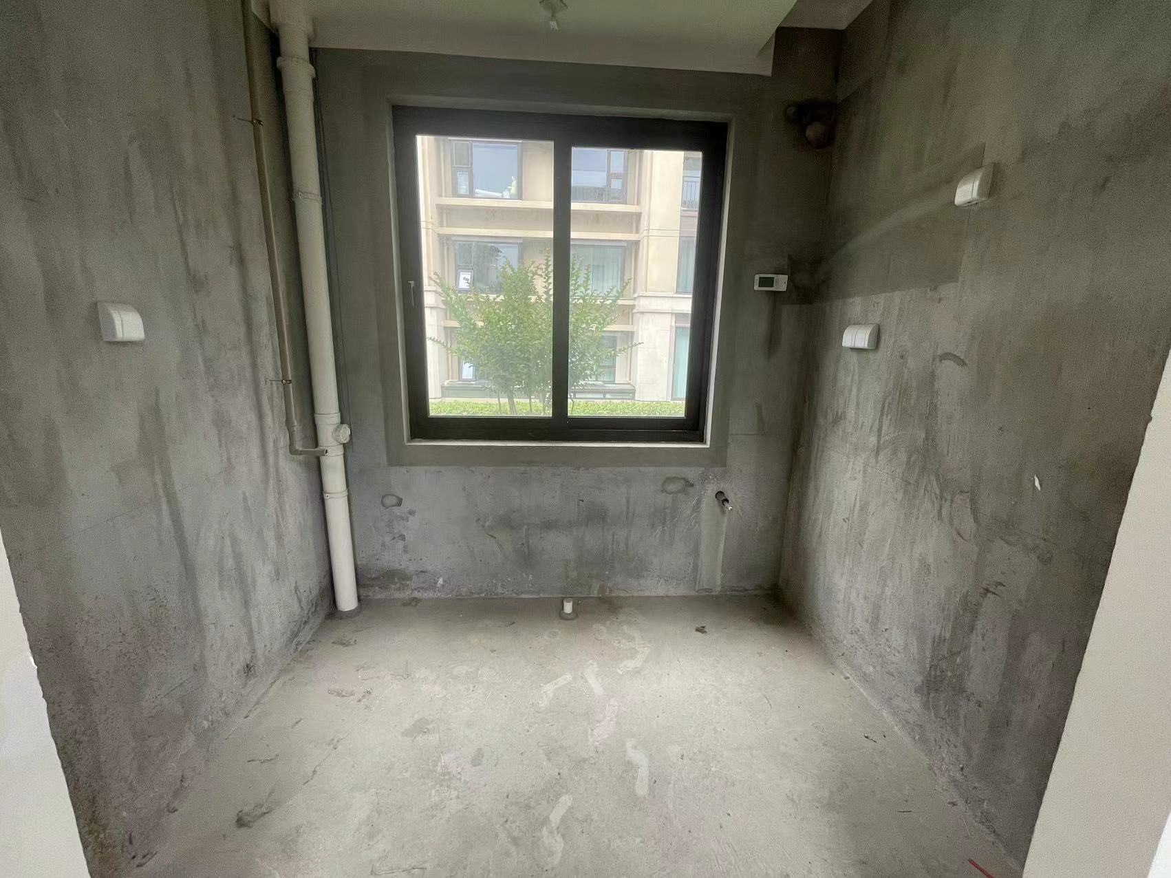 春风南岸东园 5室2厅3卫 205m&sup2;