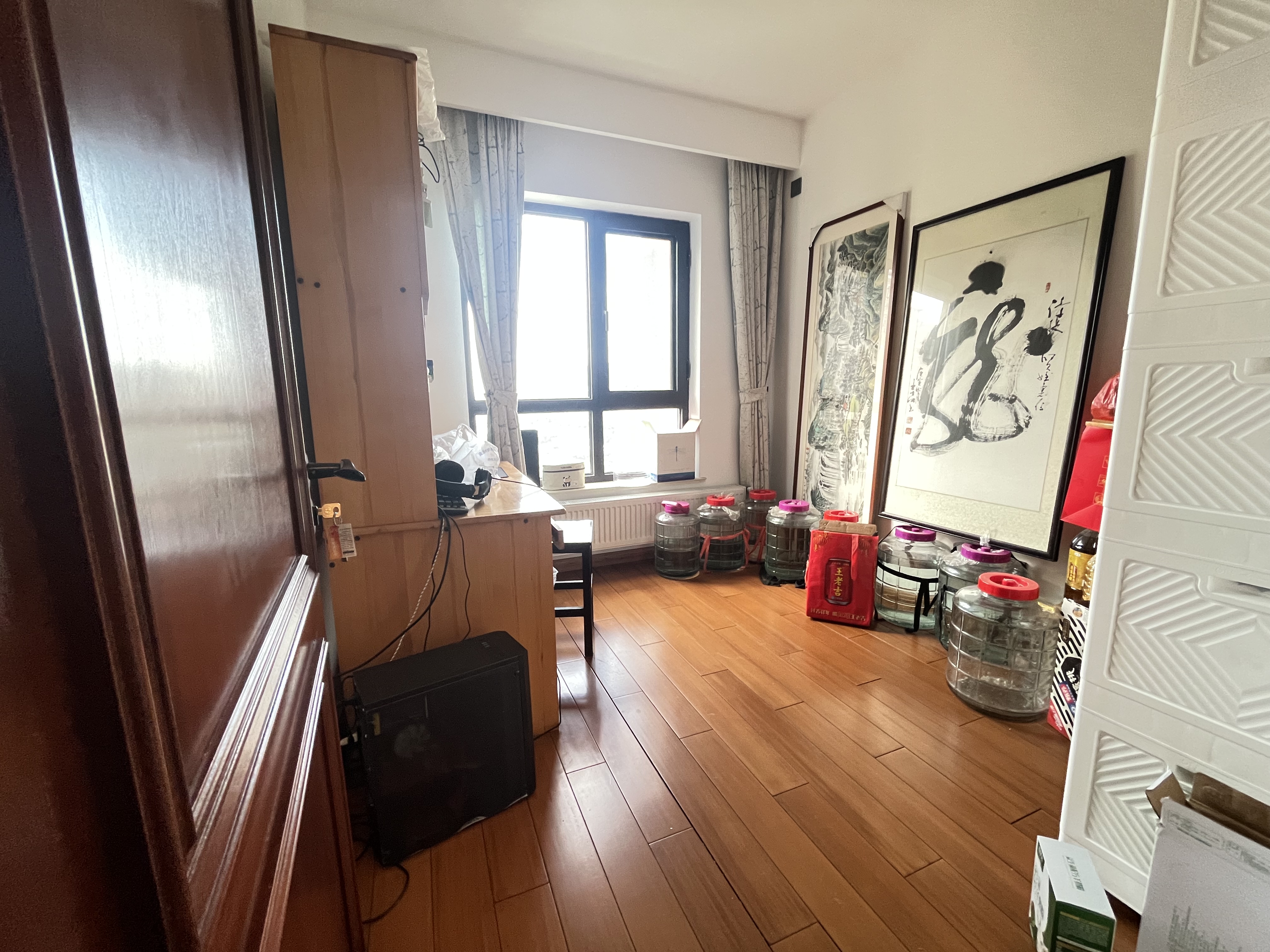 华强城 4室2厅2卫 144m&sup2;