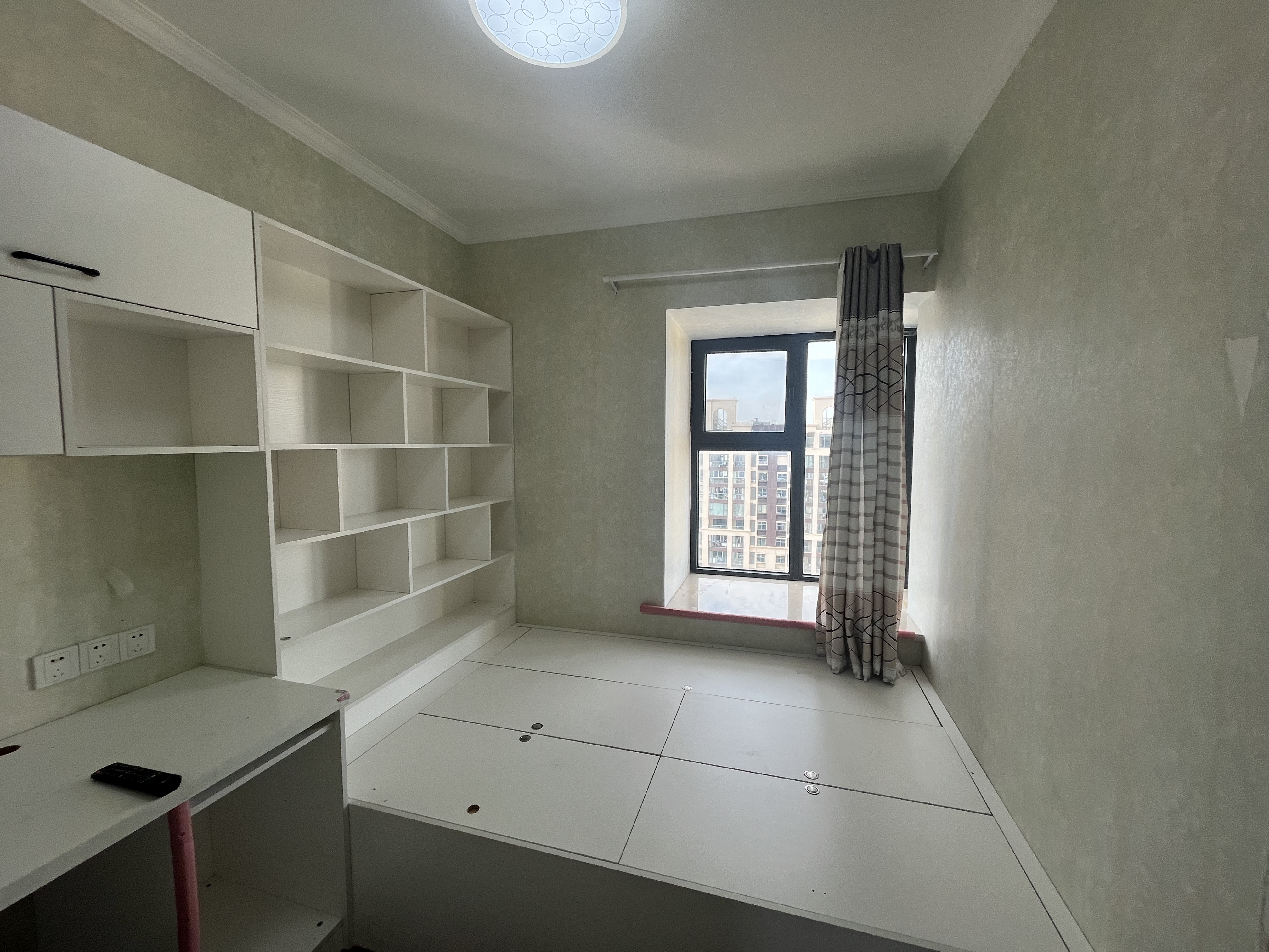 万达华府 3室2厅1卫 120.24m²