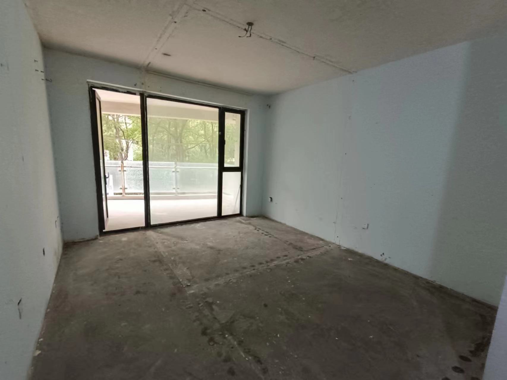 中南世纪城北区 3室2厅2卫 157m²