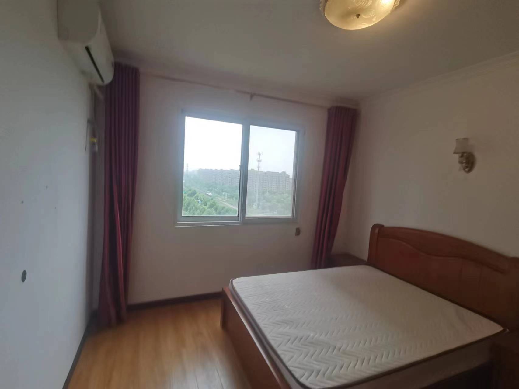 景瑞御府 3室2厅2卫 120m&sup2;
