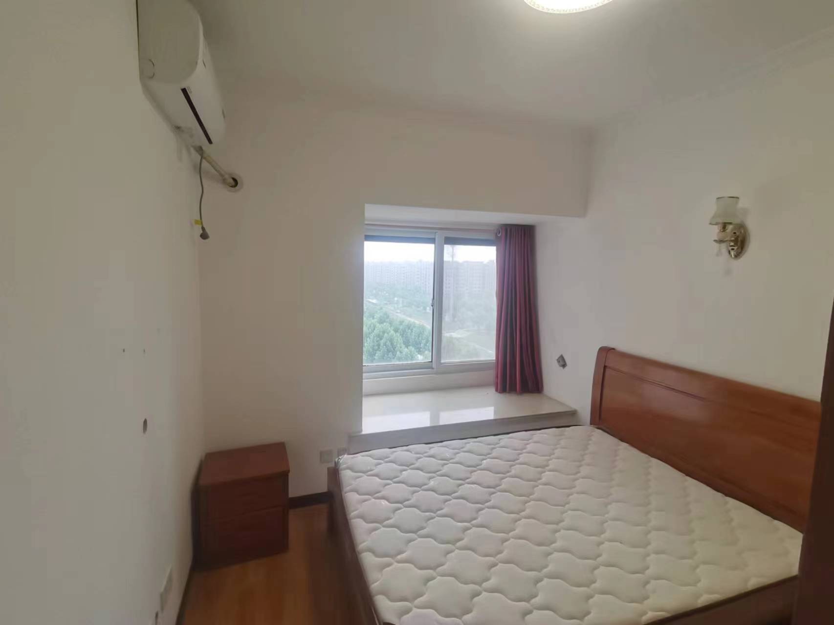 景瑞御府 3室2厅2卫 120m&sup2;