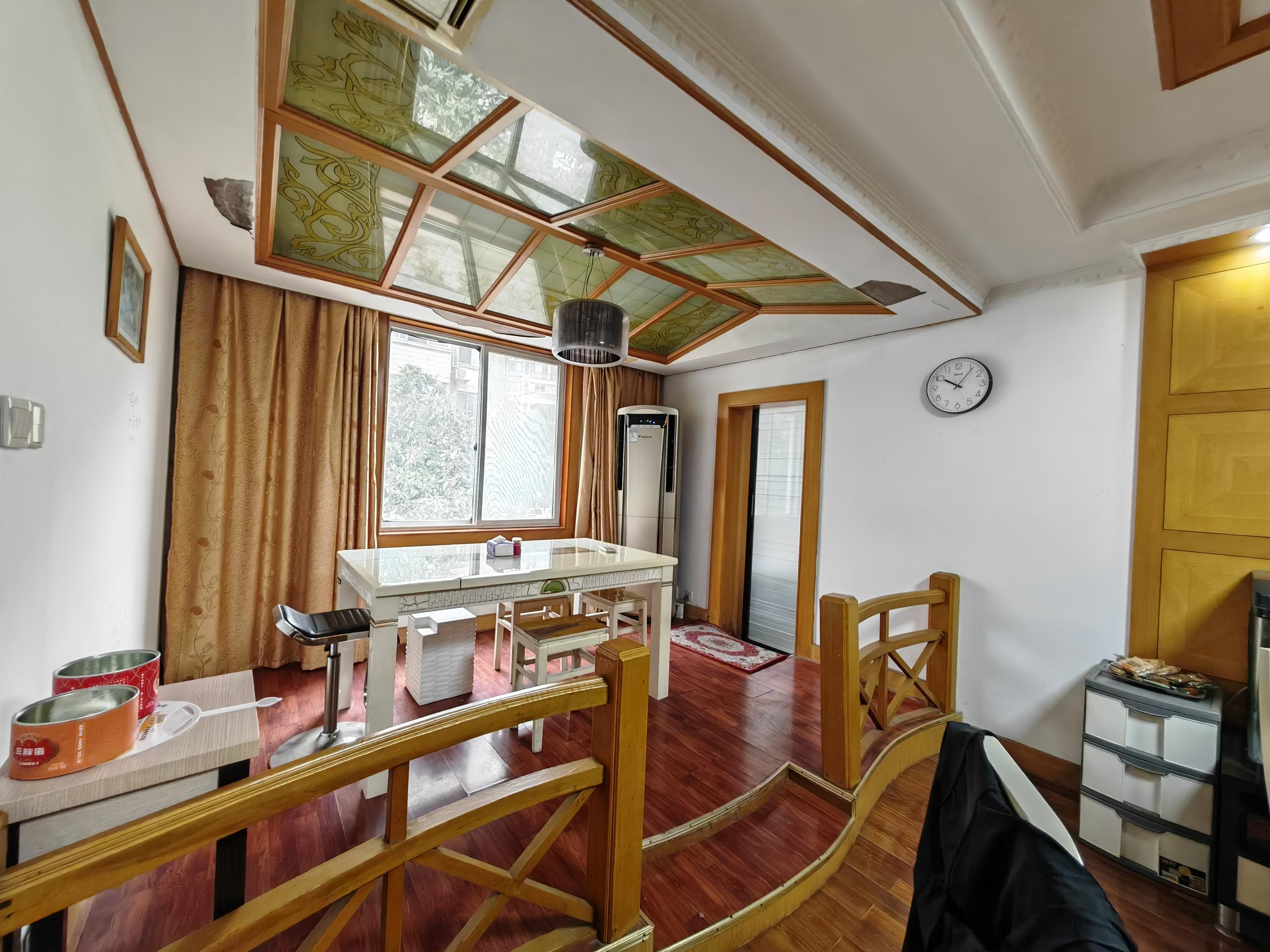 湾子头新寓 3室2厅2卫 111.2m&sup2;