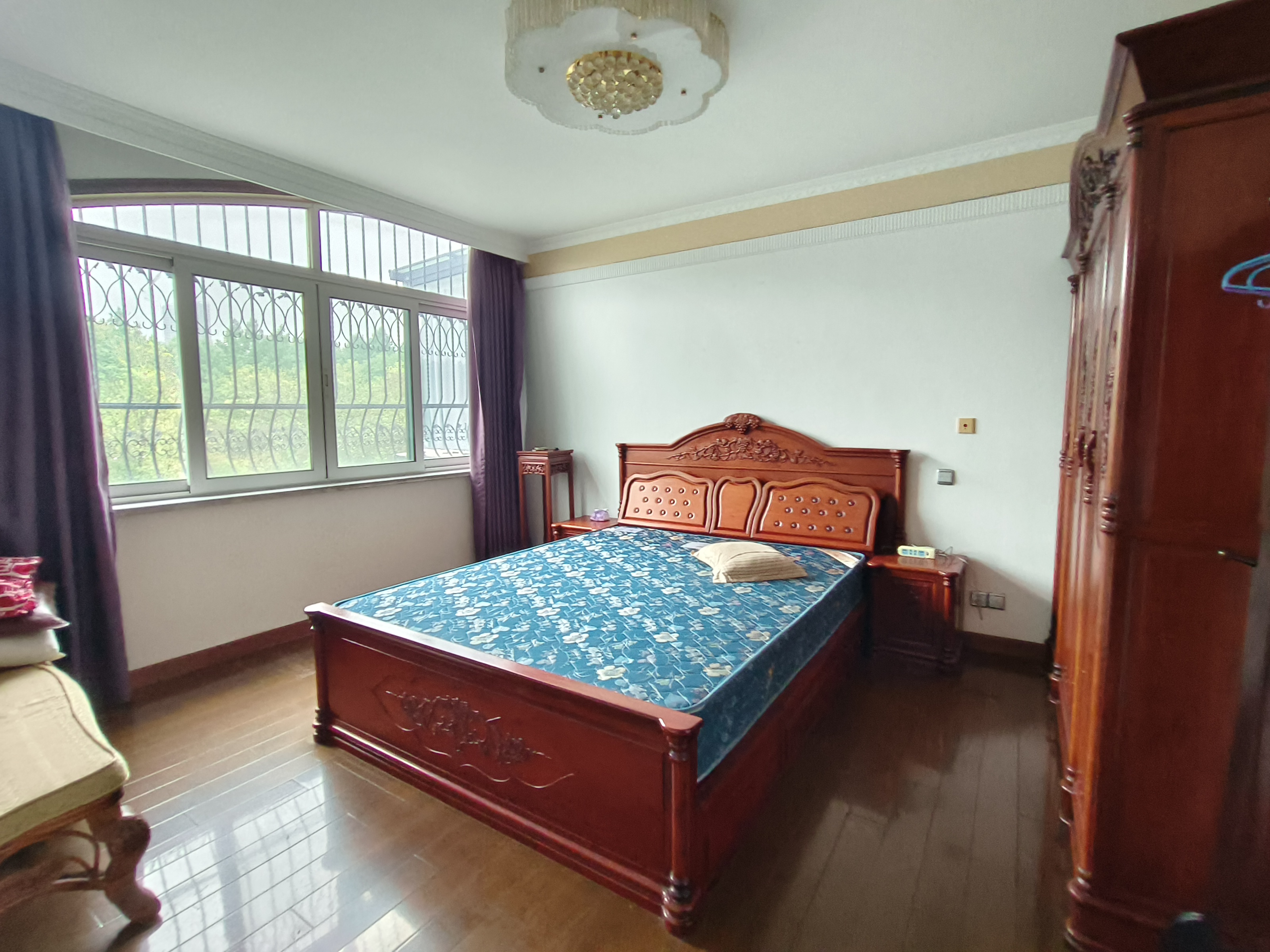 凤凰莱茵苑 6室2厅3卫 287.5m&sup2;
