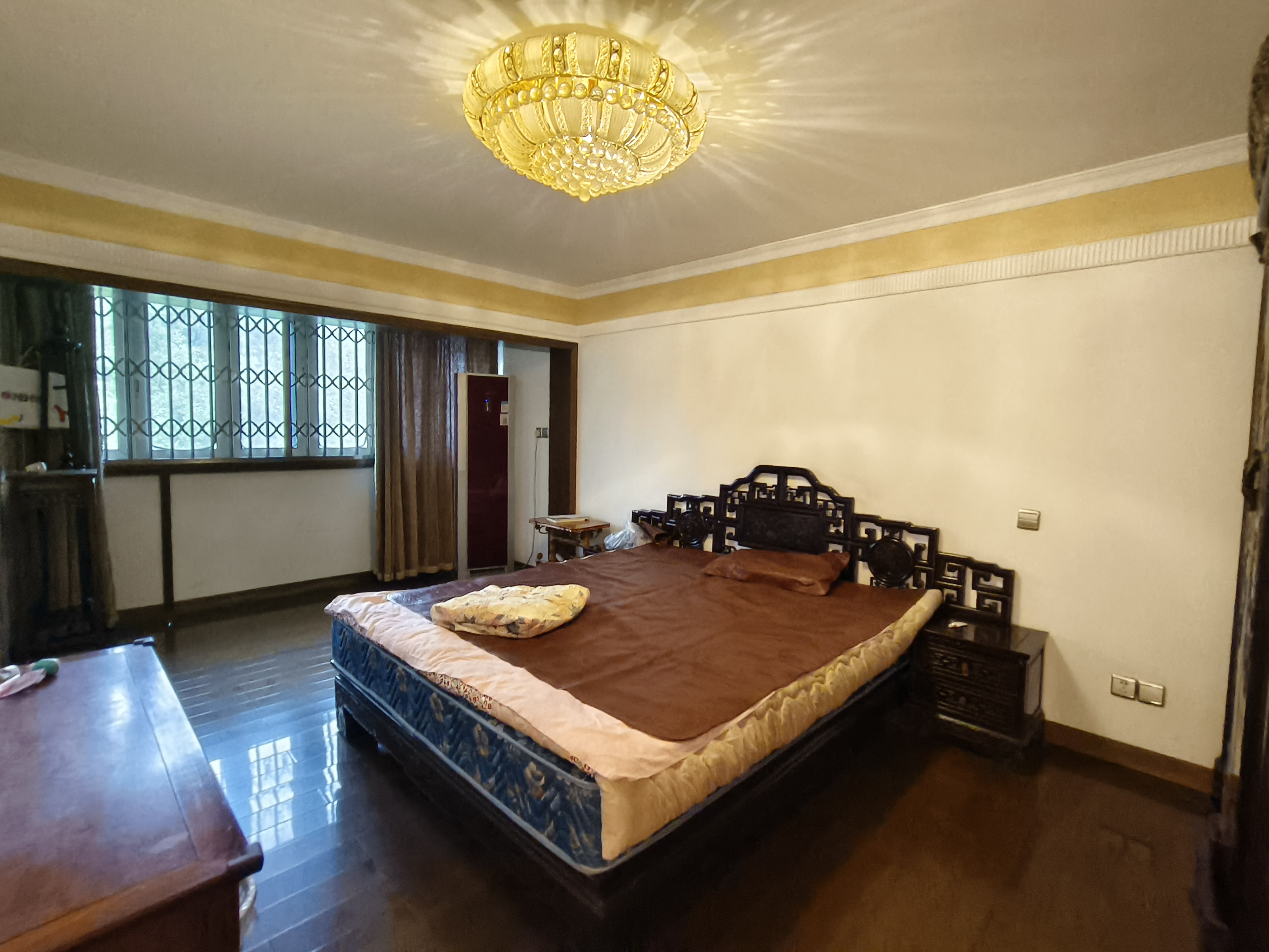 凤凰莱茵苑 6室2厅3卫 287.5m&sup2;