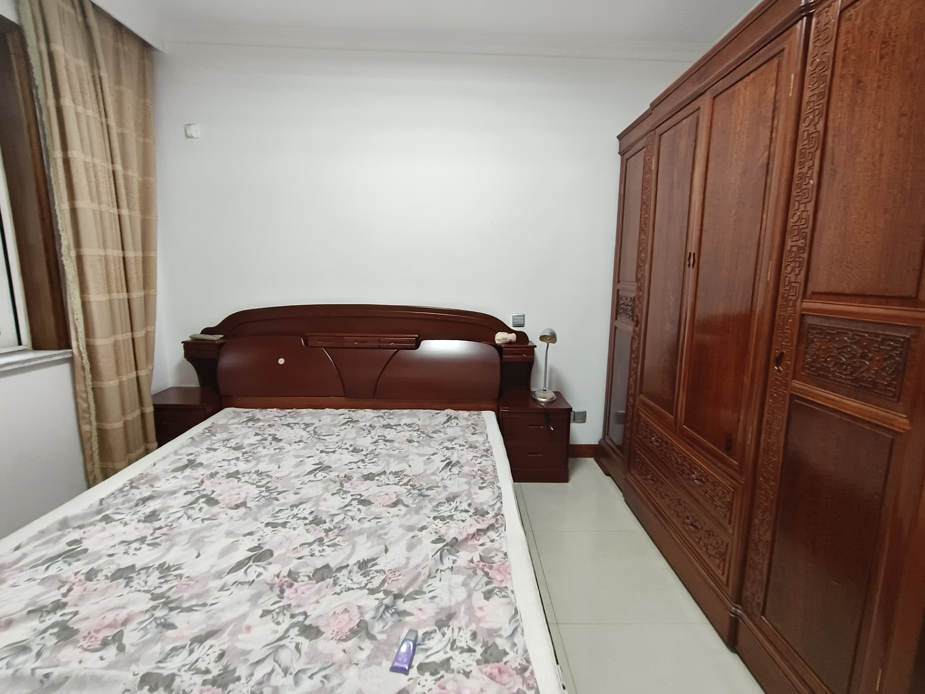 凤凰莱茵苑 6室2厅3卫 287.5m&sup2;