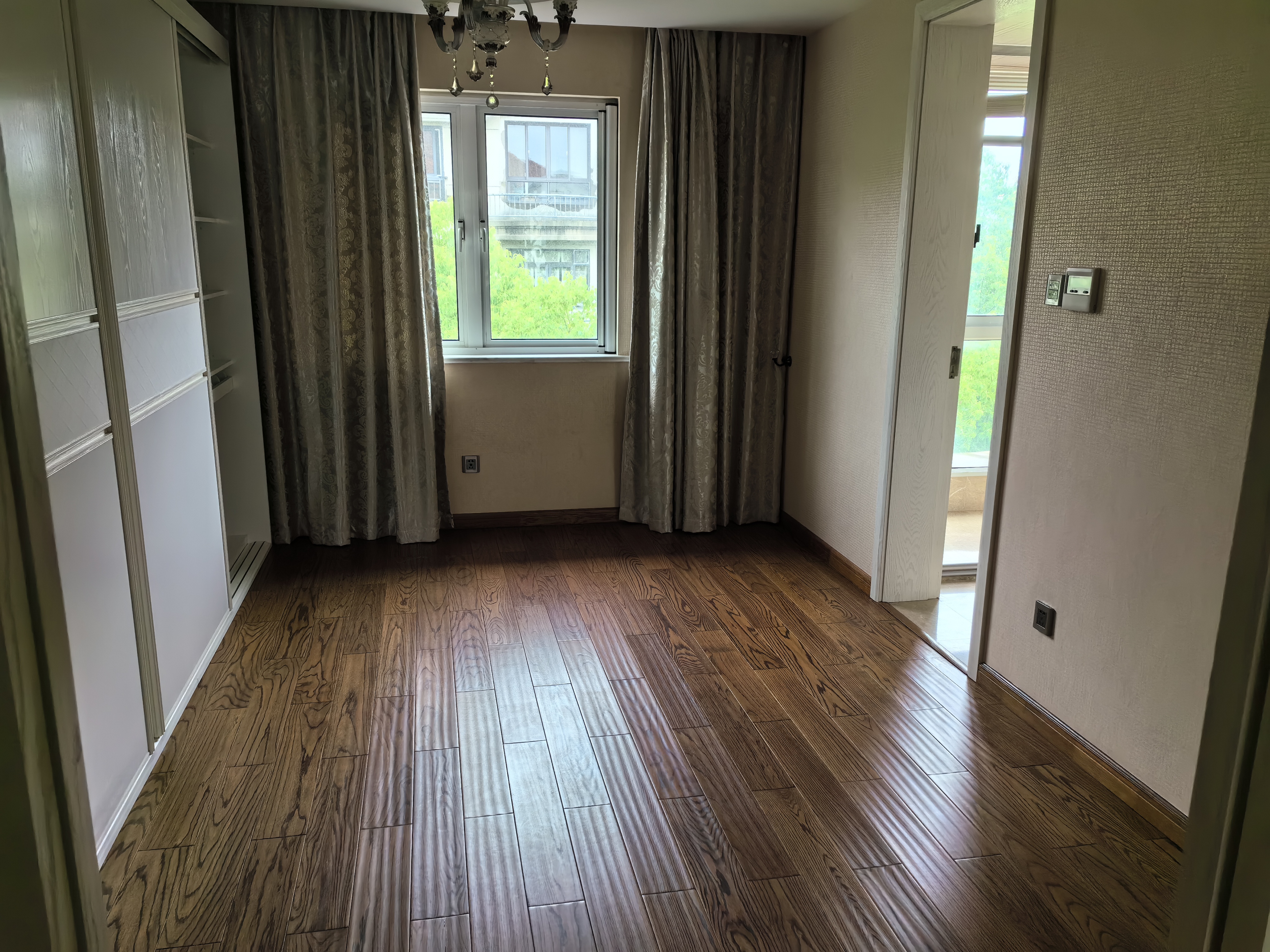博园岚郡 4室2厅3卫 206.32m&sup2;