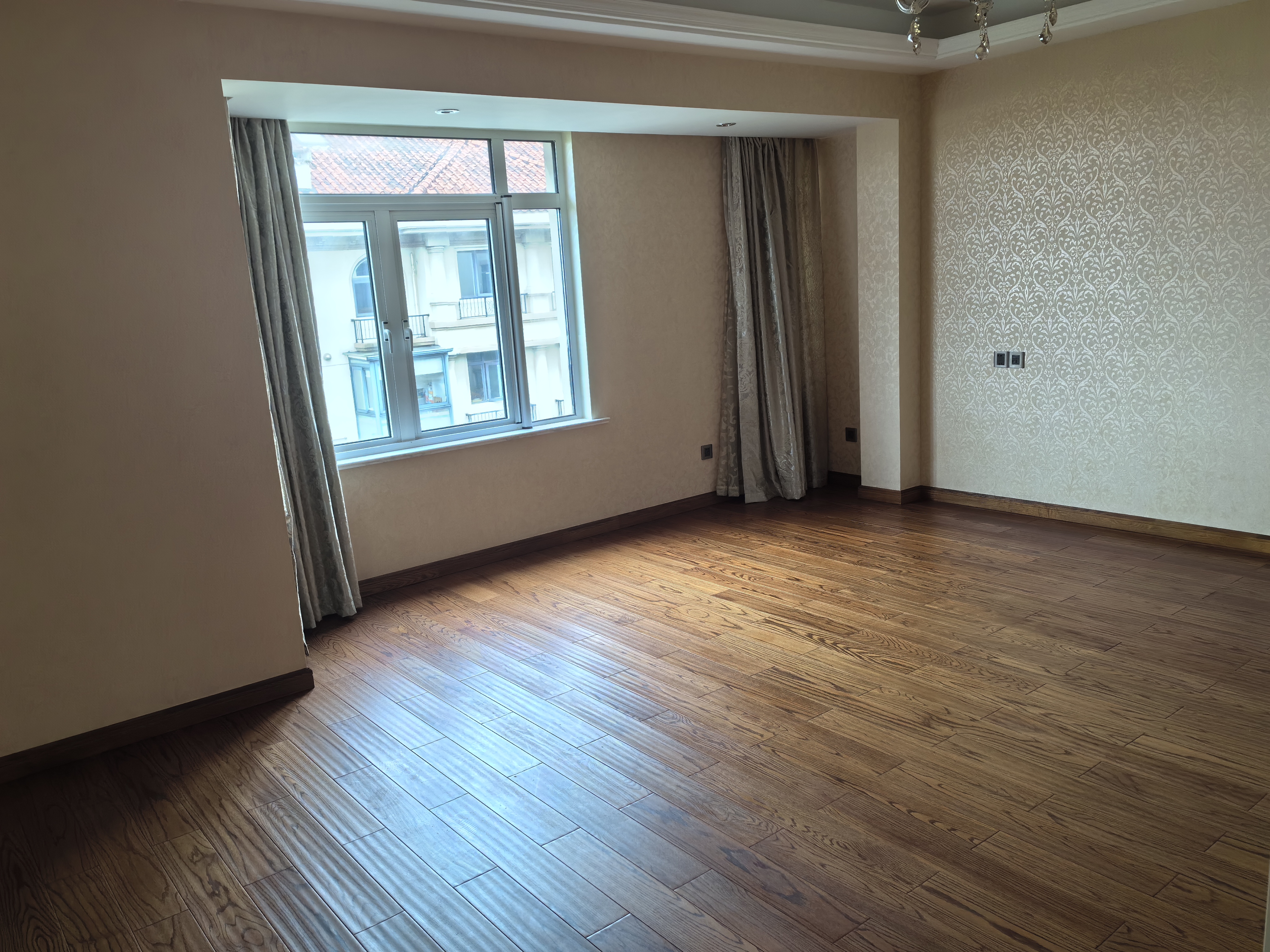 博园岚郡 4室2厅3卫 206.32m&sup2;