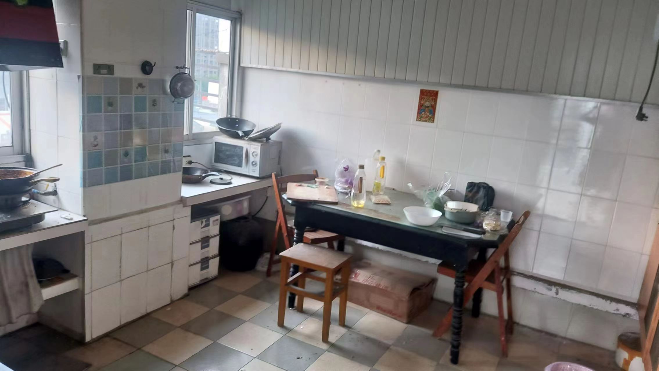 新建路新村 3室2厅2卫 131m&sup2;